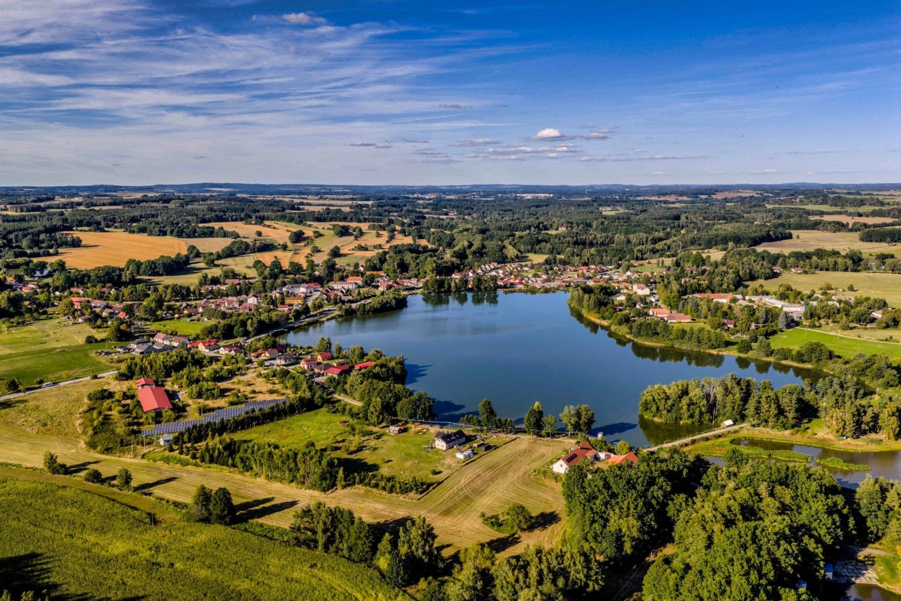 Prodej pozemku 2.102 m², Lásenice, Jihočeský kraj Prodej pozemku 2.102 m², Lásenice, Jihočeský kraj