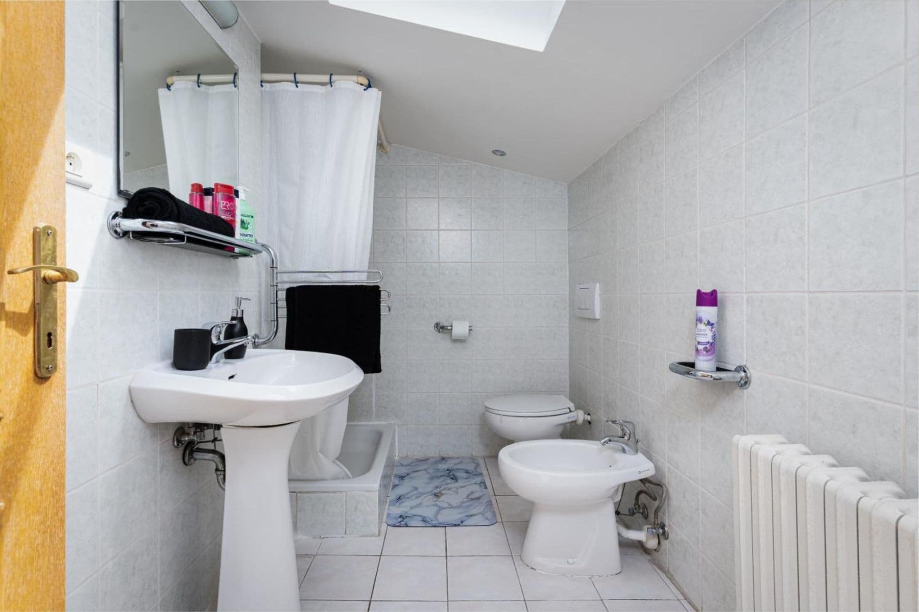 Pronájem bytu 154 m², Matoušova, Praha, Praha Pronájem bytu 154 m², Matoušova, Praha, Praha