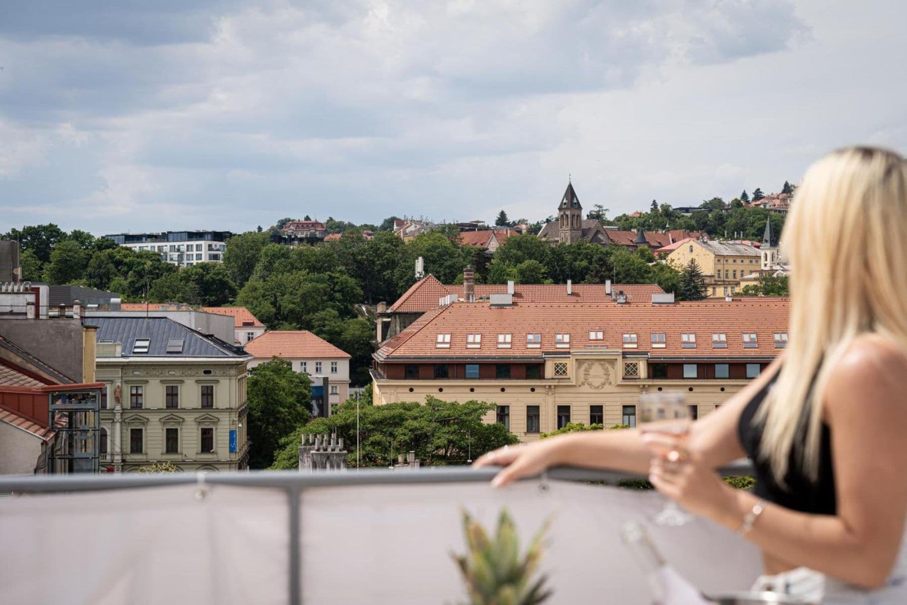 Pronájem bytu 154 m², Matoušova, Praha, Praha Pronájem bytu 154 m², Matoušova, Praha, Praha