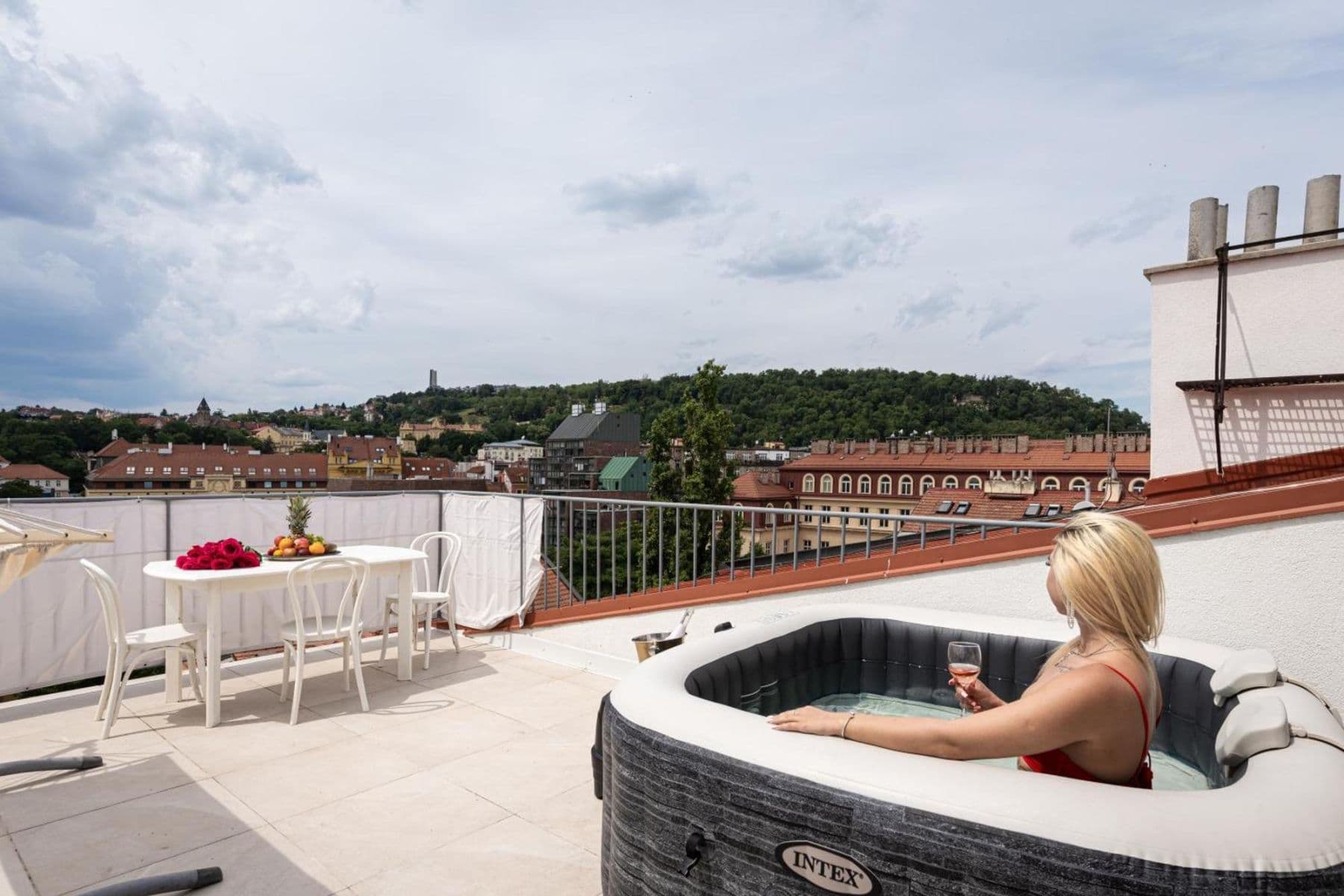 Pronájem bytu 154 m², Matoušova, Praha, Praha Pronájem bytu 154 m², Matoušova, Praha, Praha