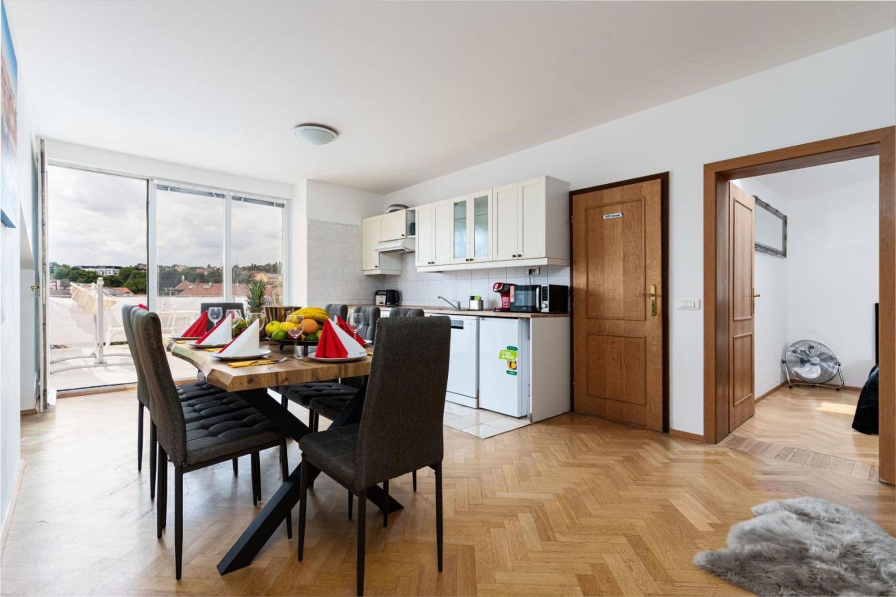 Pronájem bytu 154 m², Matoušova, Praha, Praha Pronájem bytu 154 m², Matoušova, Praha, Praha