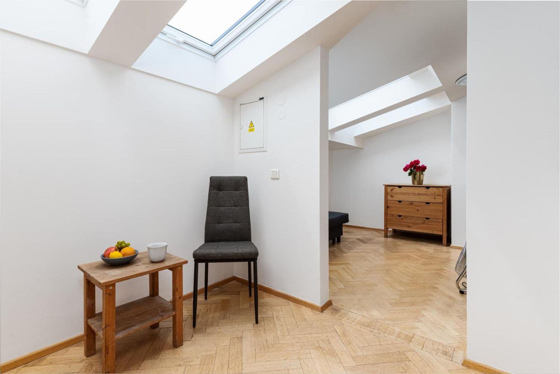 Pronájem bytu 154 m², Matoušova, Praha, Praha Pronájem bytu 154 m², Matoušova, Praha, Praha