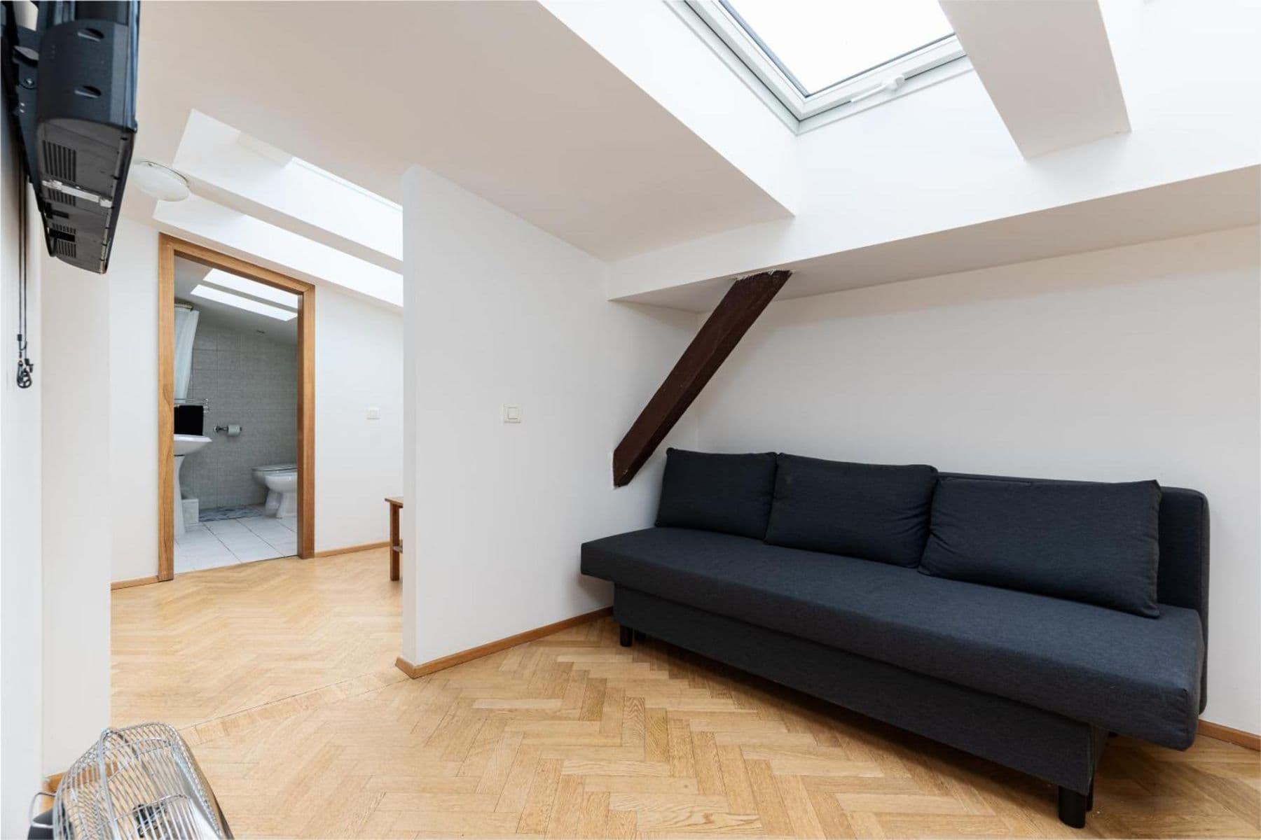 Pronájem bytu 154 m², Matoušova, Praha, Praha Pronájem bytu 154 m², Matoušova, Praha, Praha