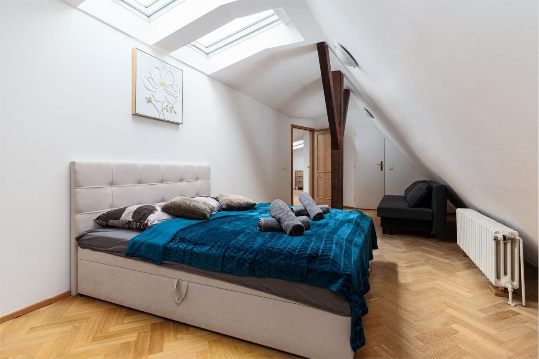Pronájem bytu 154 m², Matoušova, Praha, Praha Pronájem bytu 154 m², Matoušova, Praha, Praha