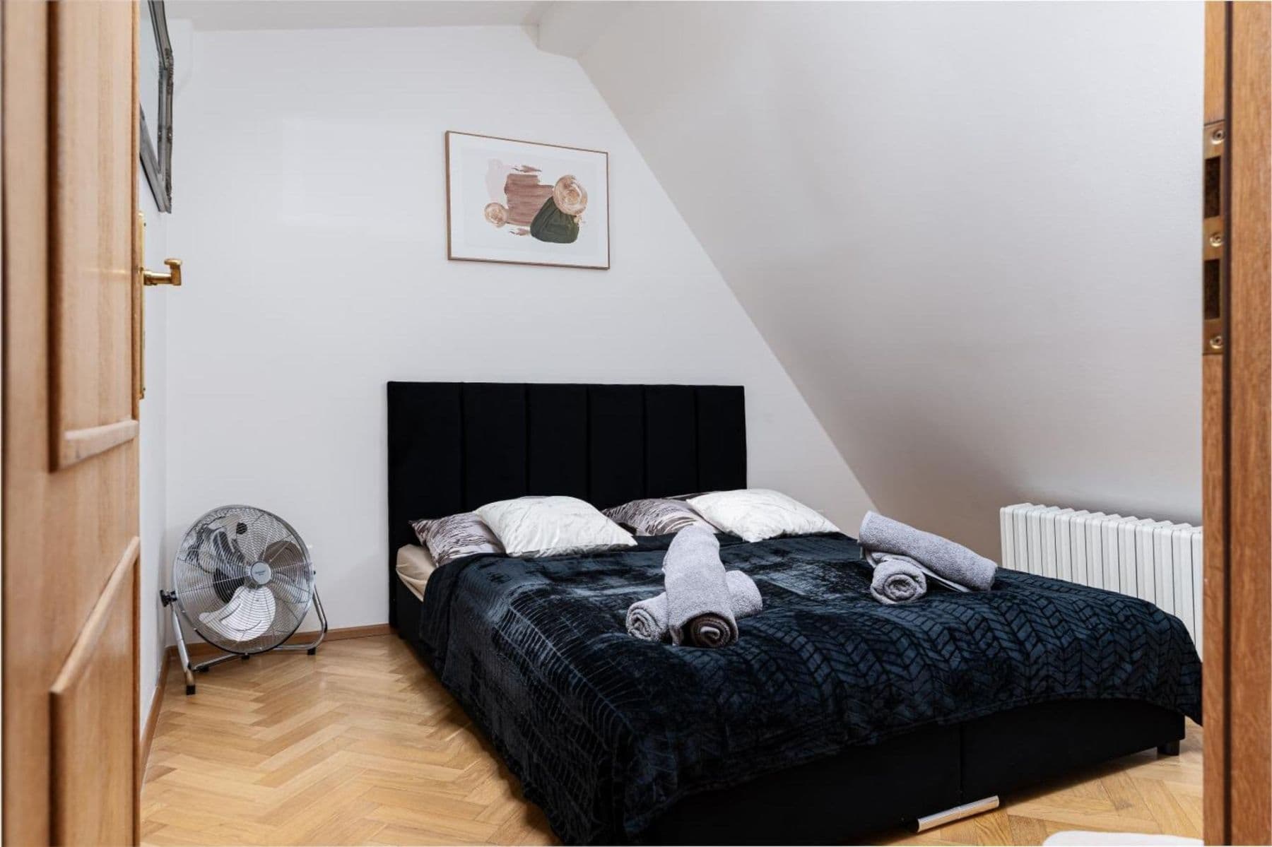 Pronájem bytu 154 m², Matoušova, Praha, Praha Pronájem bytu 154 m², Matoušova, Praha, Praha
