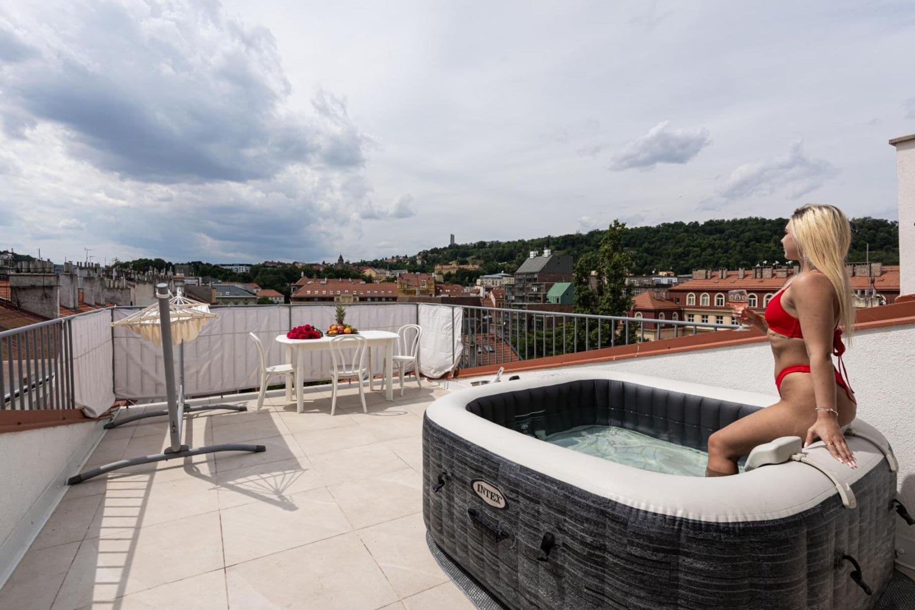Pronájem bytu 154 m², Matoušova, Praha, Praha Pronájem bytu 154 m², Matoušova, Praha, Praha