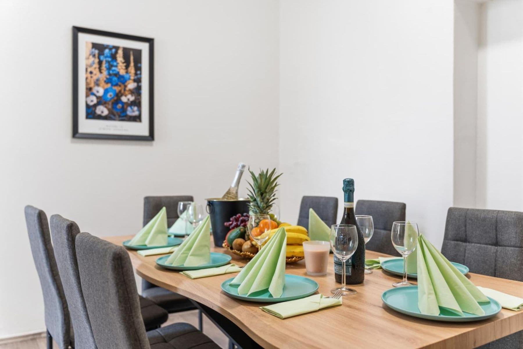 Pronájem bytu 154 m², Zborovská, Praha, Praha Pronájem bytu 154 m², Zborovská, Praha, Praha
