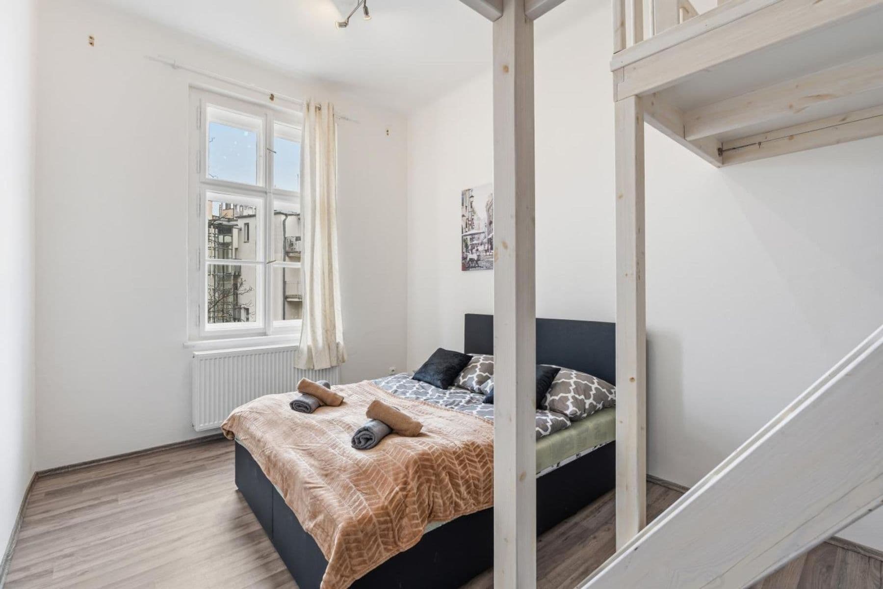 Pronájem bytu 154 m², Zborovská, Praha, Praha Pronájem bytu 154 m², Zborovská, Praha, Praha