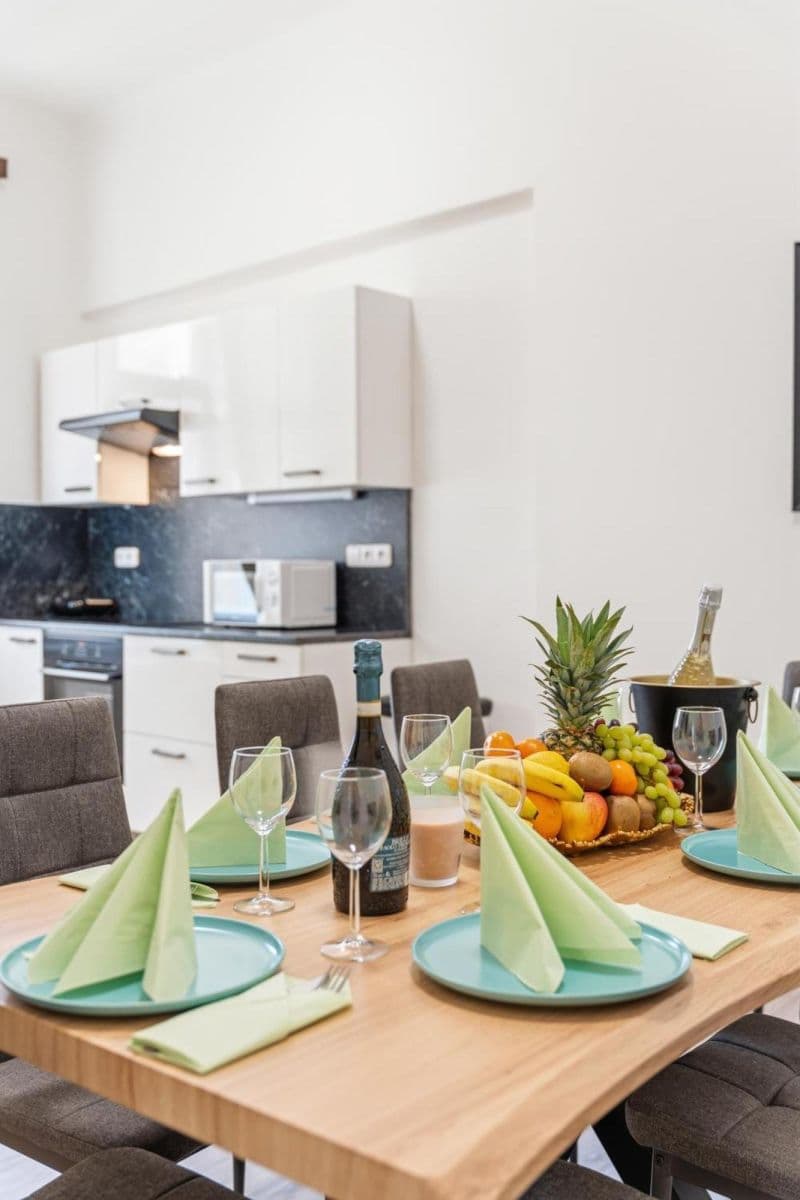 Pronájem bytu 154 m², Zborovská, Praha, Praha Pronájem bytu 154 m², Zborovská, Praha, Praha