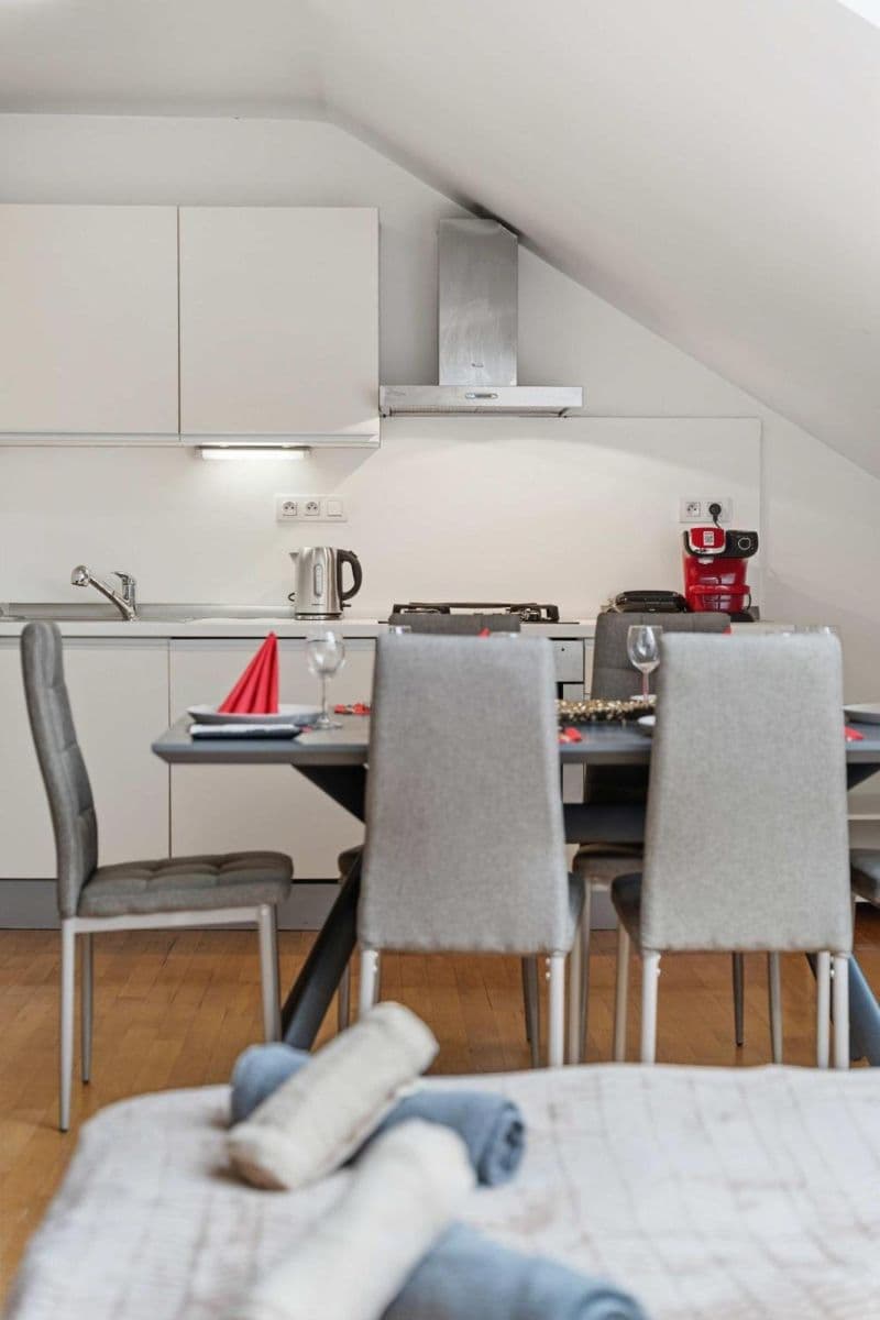 Pronájem bytu 180 m², Zborovská, Praha, Praha Pronájem bytu 180 m², Zborovská, Praha, Praha
