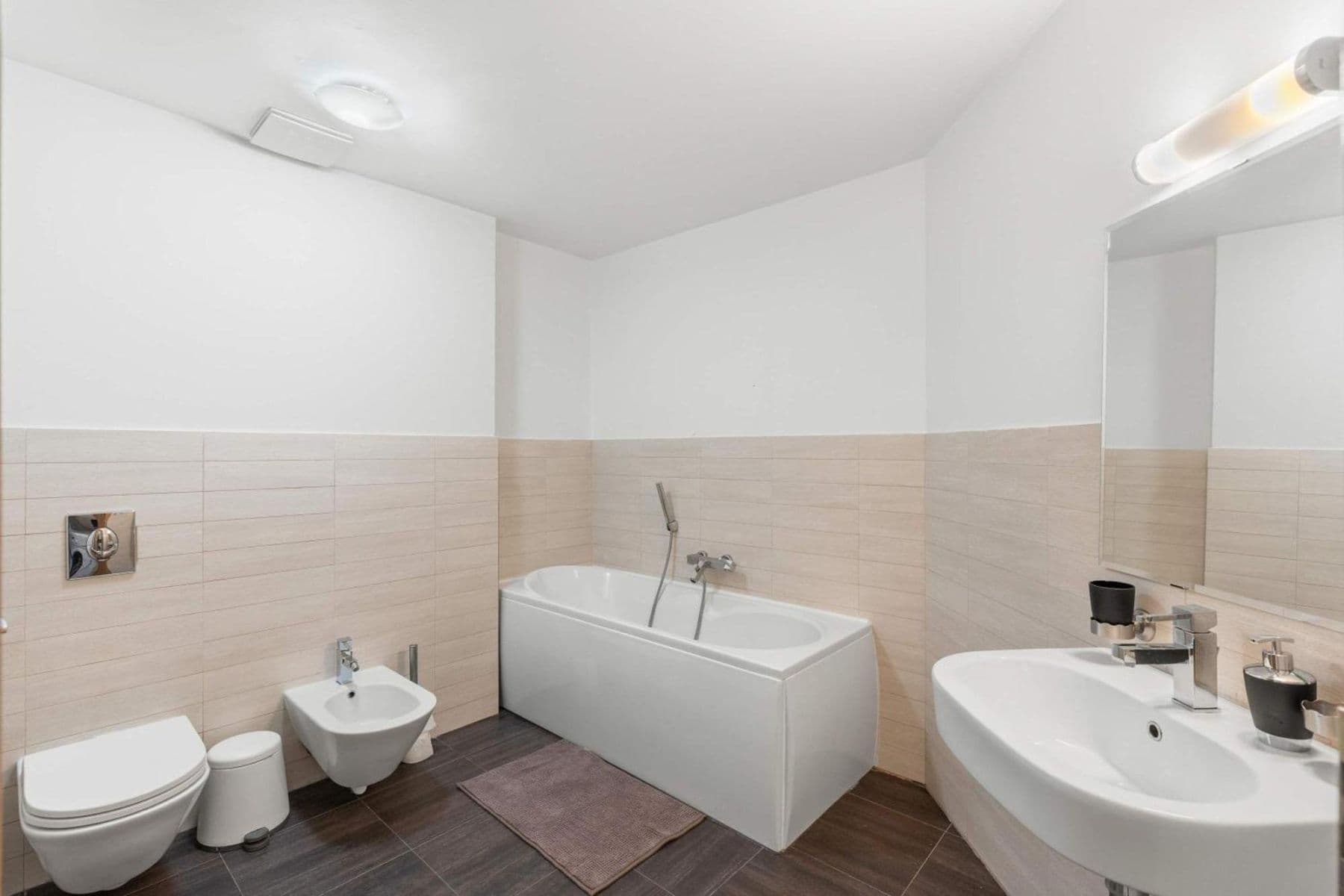 Pronájem bytu 180 m², Zborovská, Praha, Praha Pronájem bytu 180 m², Zborovská, Praha, Praha