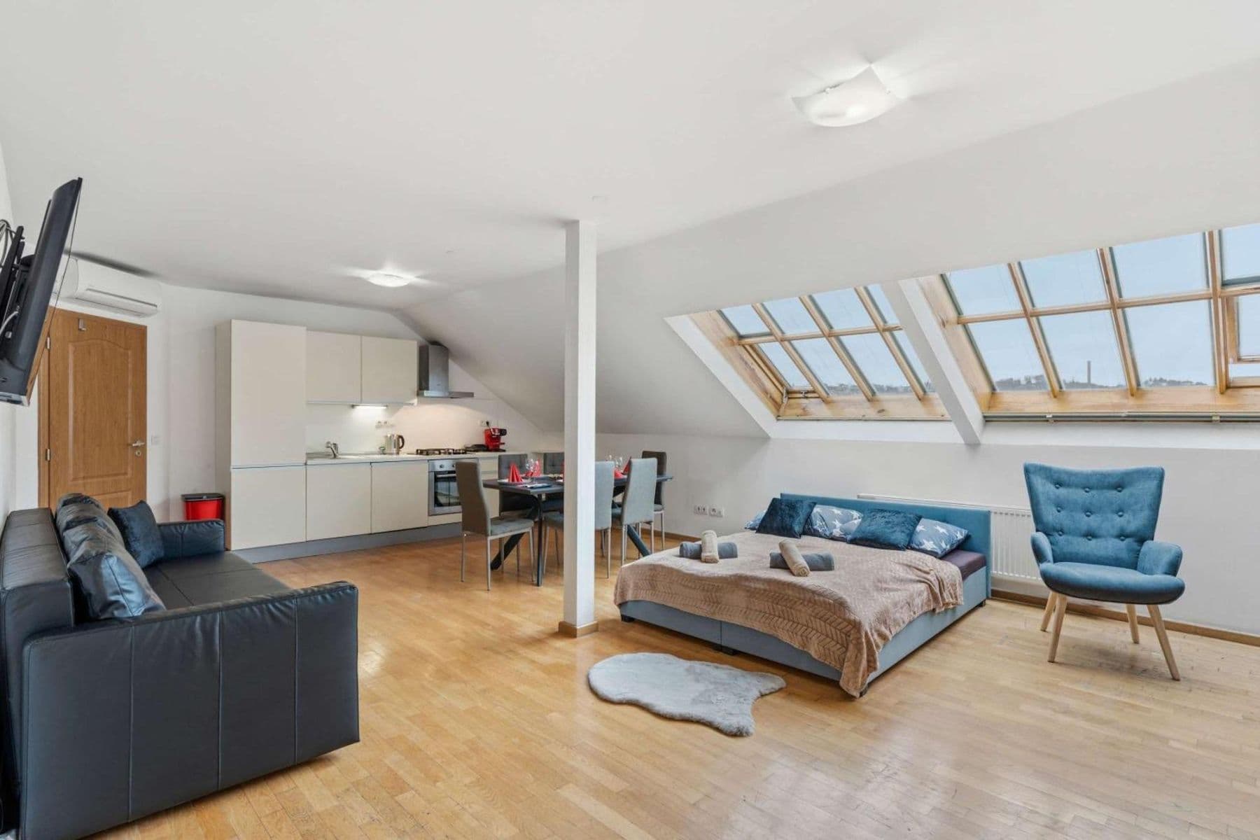 Pronájem bytu 180 m², Zborovská, Praha, Praha Pronájem bytu 180 m², Zborovská, Praha, Praha