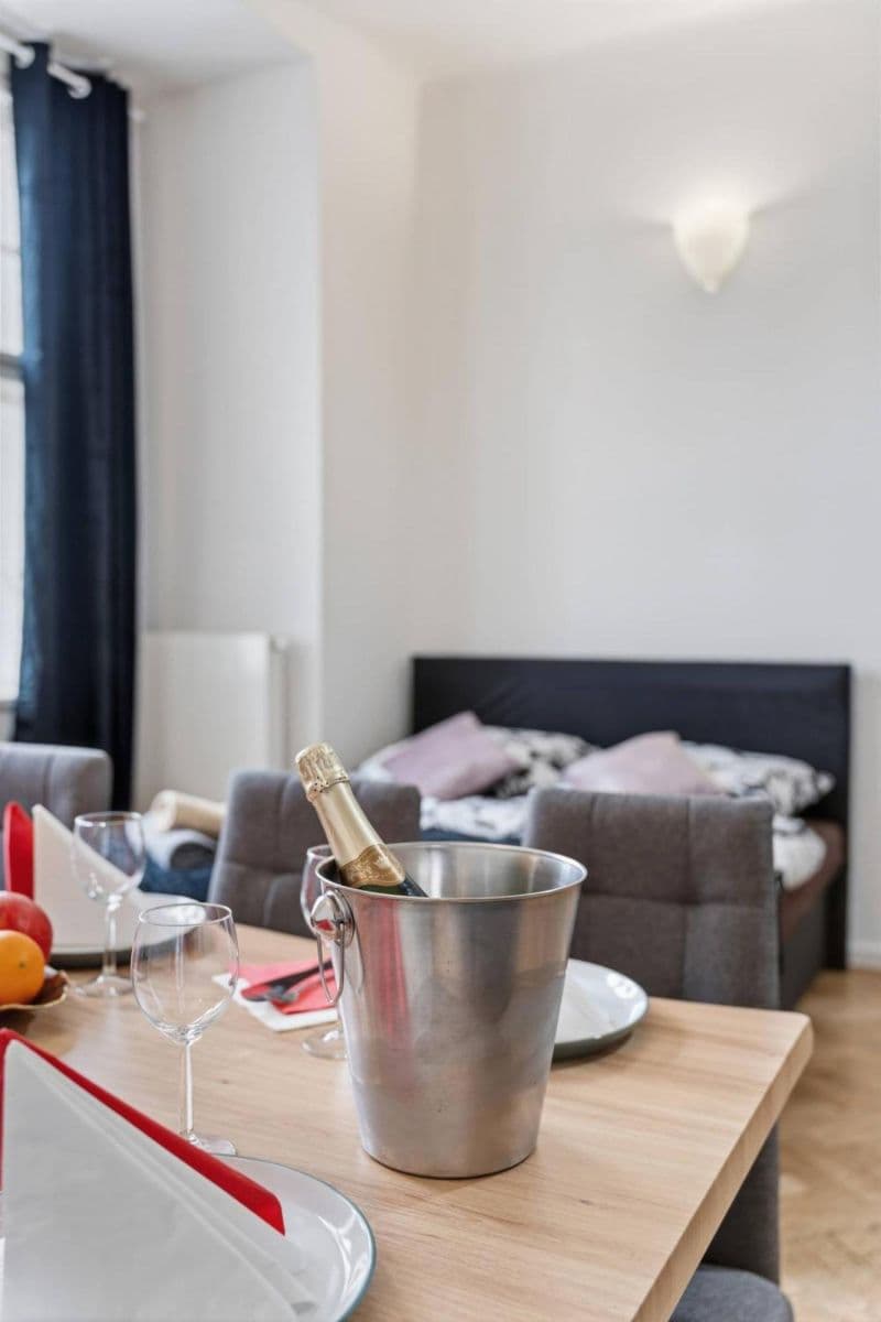 Pronájem bytu 142 m², Matoušova, Praha, Praha Pronájem bytu 142 m², Matoušova, Praha, Praha