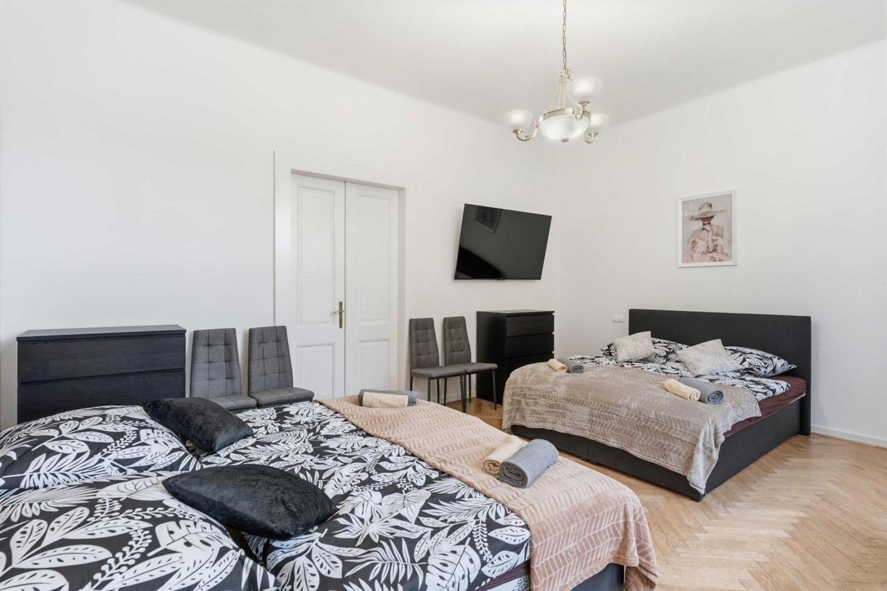 Pronájem bytu 142 m², Matoušova, Praha, Praha Pronájem bytu 142 m², Matoušova, Praha, Praha