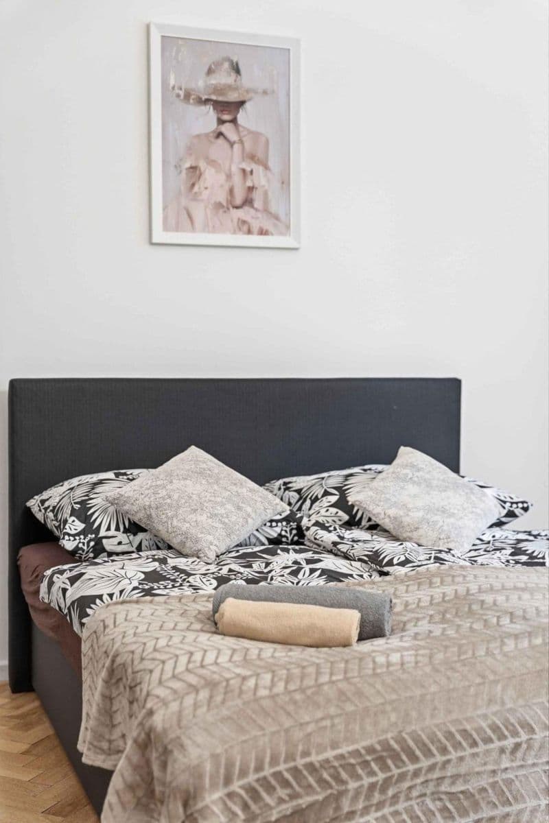 Pronájem bytu 142 m², Matoušova, Praha, Praha Pronájem bytu 142 m², Matoušova, Praha, Praha