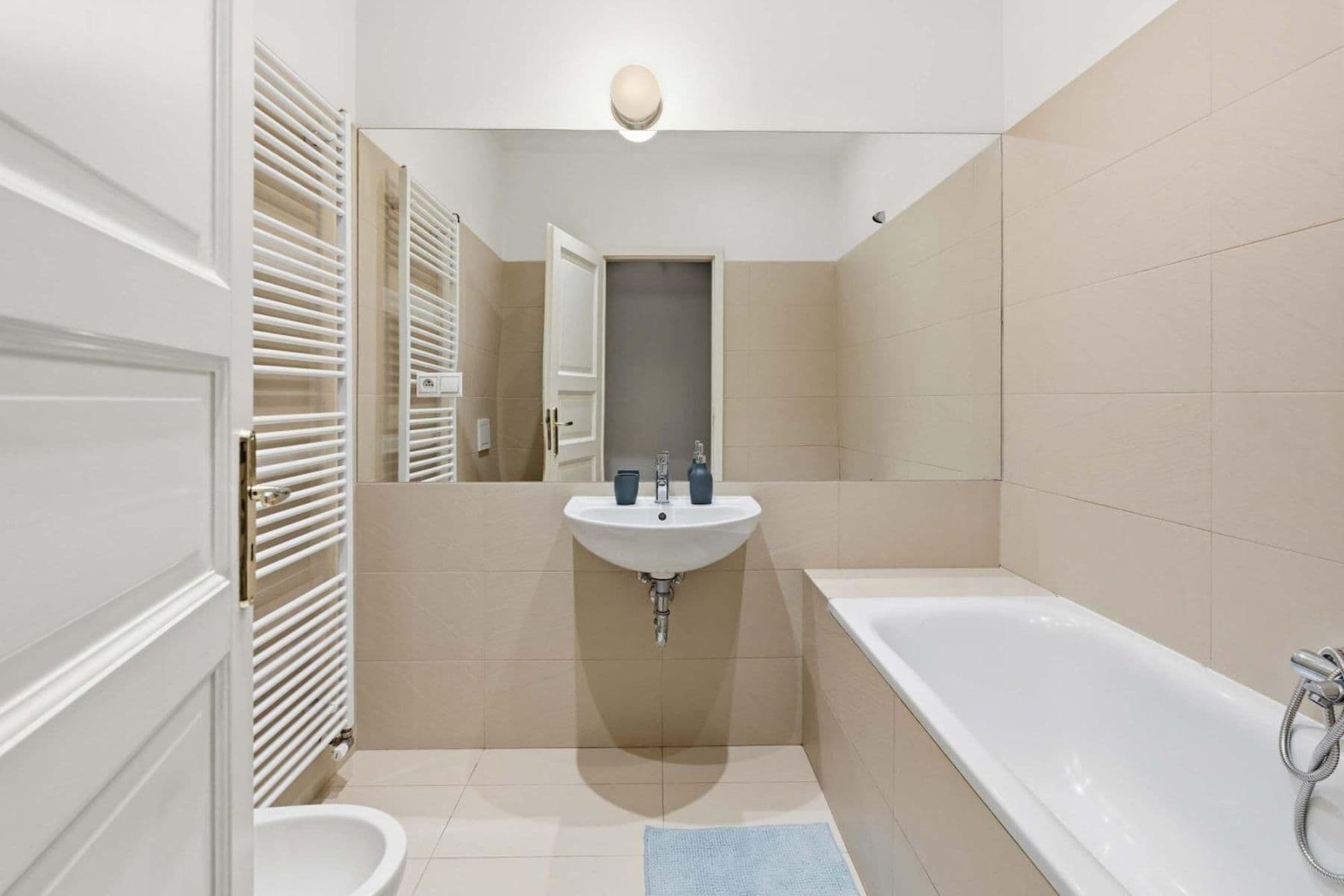 Pronájem bytu 142 m², Matoušova, Praha, Praha Pronájem bytu 142 m², Matoušova, Praha, Praha