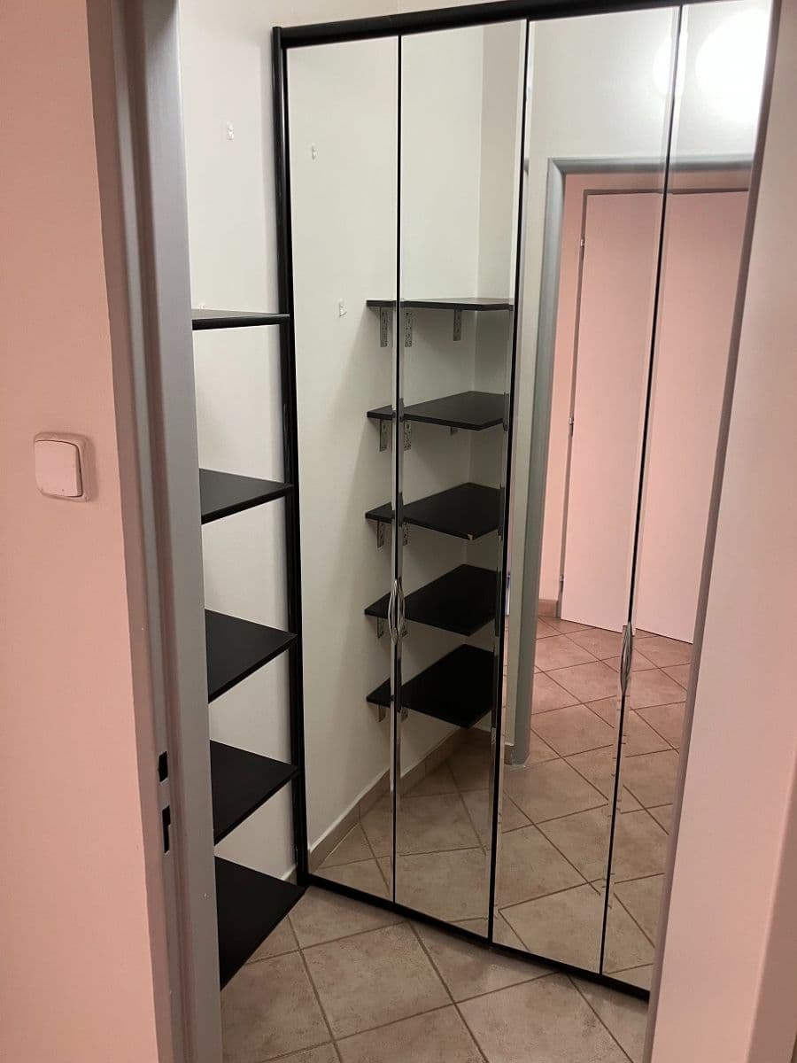 Pronájem bytu 2+kk 62 m², Hoškova, Praha, Praha Pronájem bytu 2+kk 62 m², Hoškova, Praha, Praha