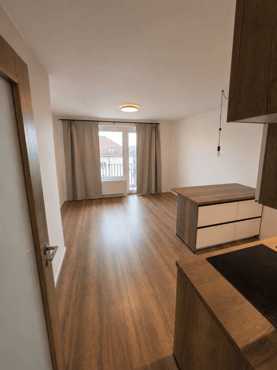 Pronájem bytu 1+kk 33 m², Střídavá, Praha, Praha Pronájem bytu 1+kk 33 m², Střídavá, Praha, Praha