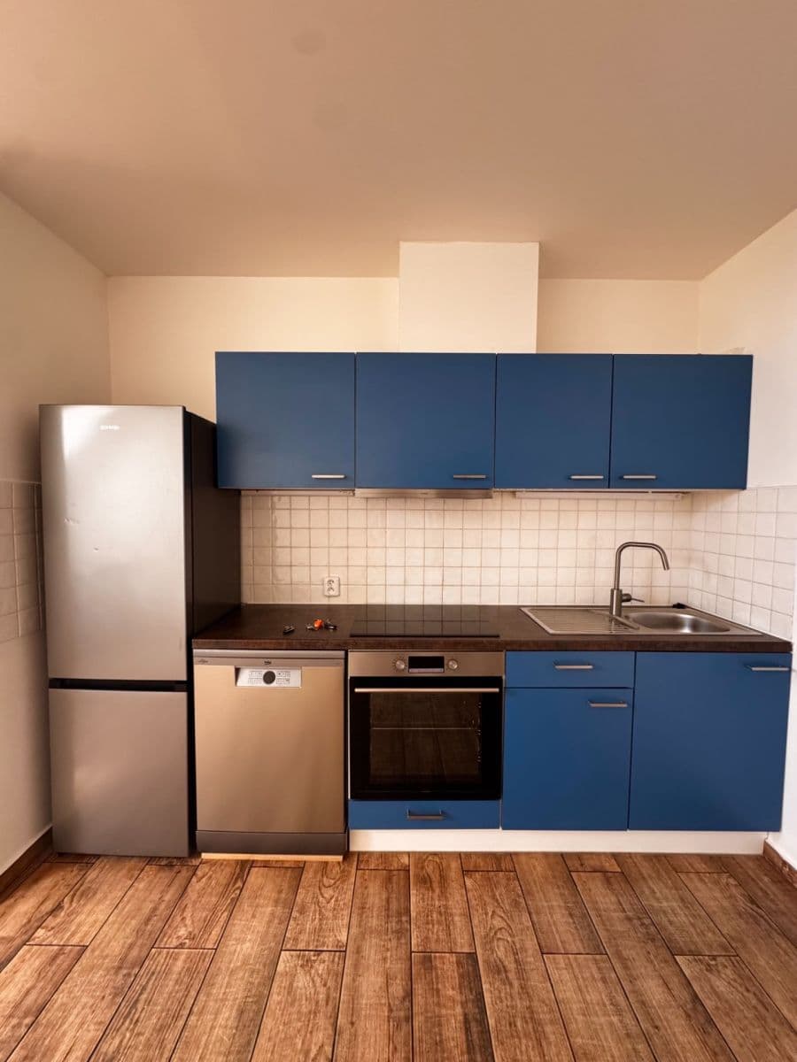 Pronájem bytu 3+kk 75 m², Semilská, Praha, Praha Pronájem bytu 3+kk 75 m², Semilská, Praha, Praha