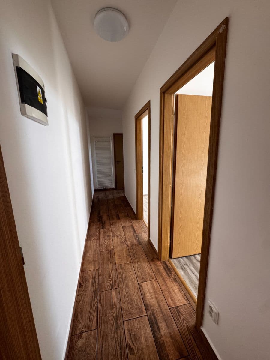 Pronájem bytu 3+kk 75 m², Semilská, Praha, Praha Pronájem bytu 3+kk 75 m², Semilská, Praha, Praha