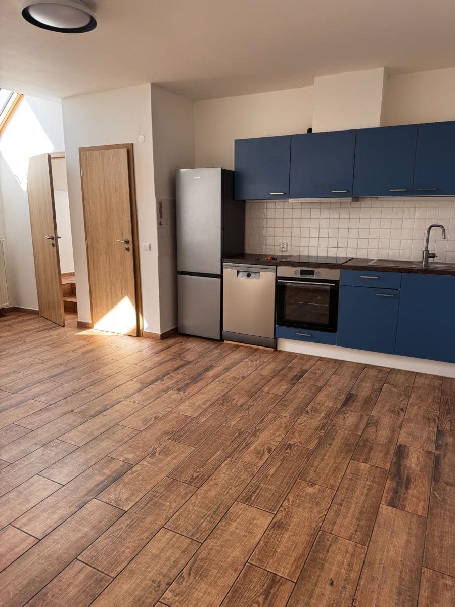 Pronájem bytu 3+kk 75 m², Semilská, Praha, Praha Pronájem bytu 3+kk 75 m², Semilská, Praha, Praha