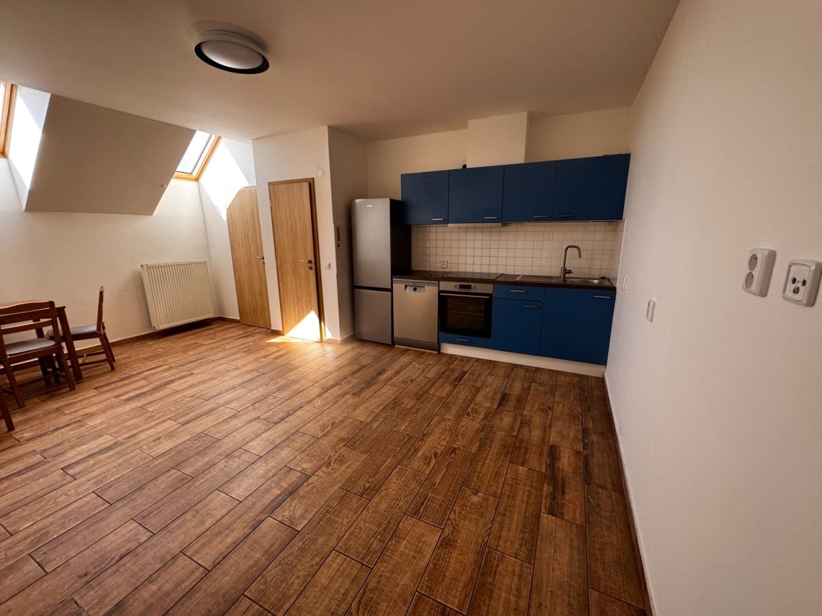 Pronájem bytu 3+kk 75 m², Semilská, Praha, Praha Pronájem bytu 3+kk 75 m², Semilská, Praha, Praha