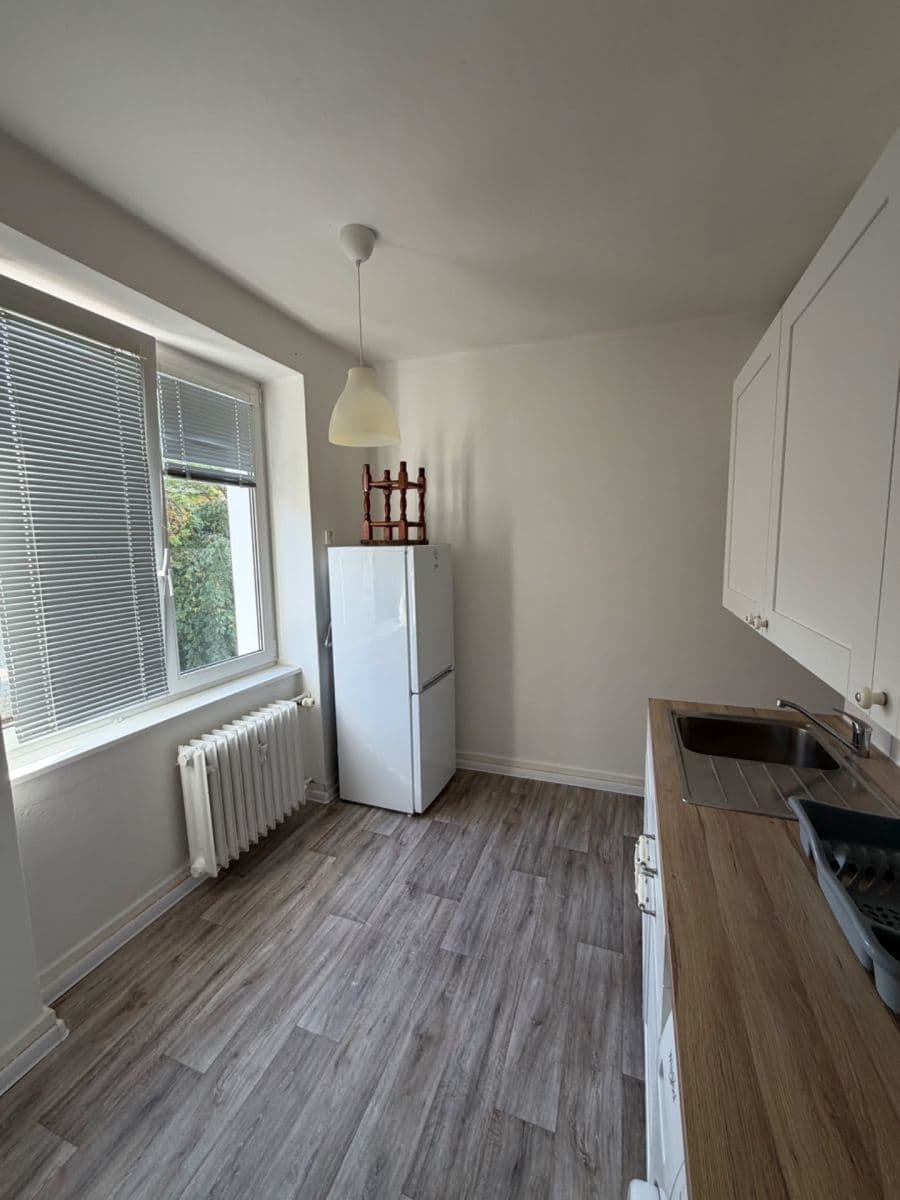 Pronájem bytu 1+1 36 m², Palackého náměstí, Karlovy Vary, Karlovarský kraj Pronájem bytu 1+1 36 m², Palackého náměstí, Karlovy Vary, Karlovarský kraj