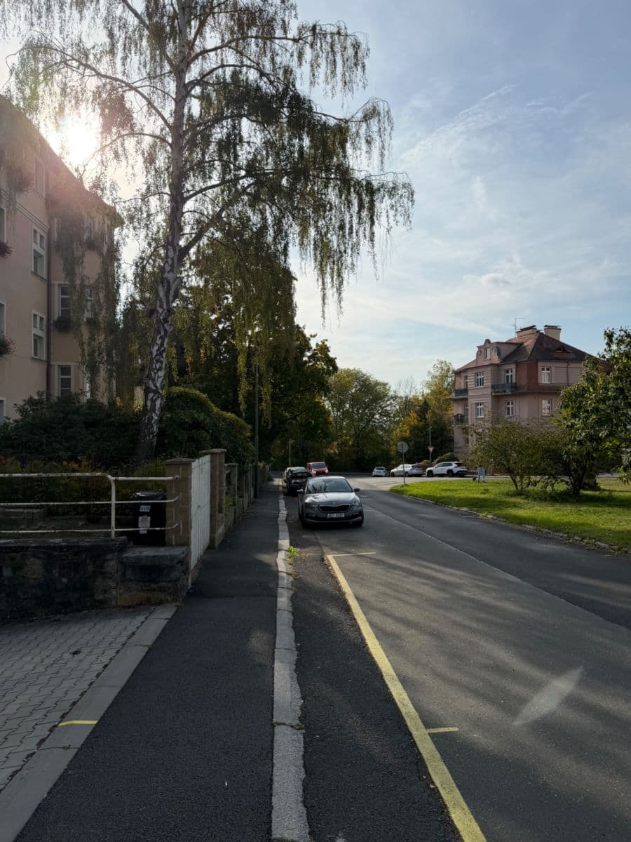 Pronájem bytu 1+1 36 m², Palackého náměstí, Karlovy Vary, Karlovarský kraj Pronájem bytu 1+1 36 m², Palackého náměstí, Karlovy Vary, Karlovarský kraj