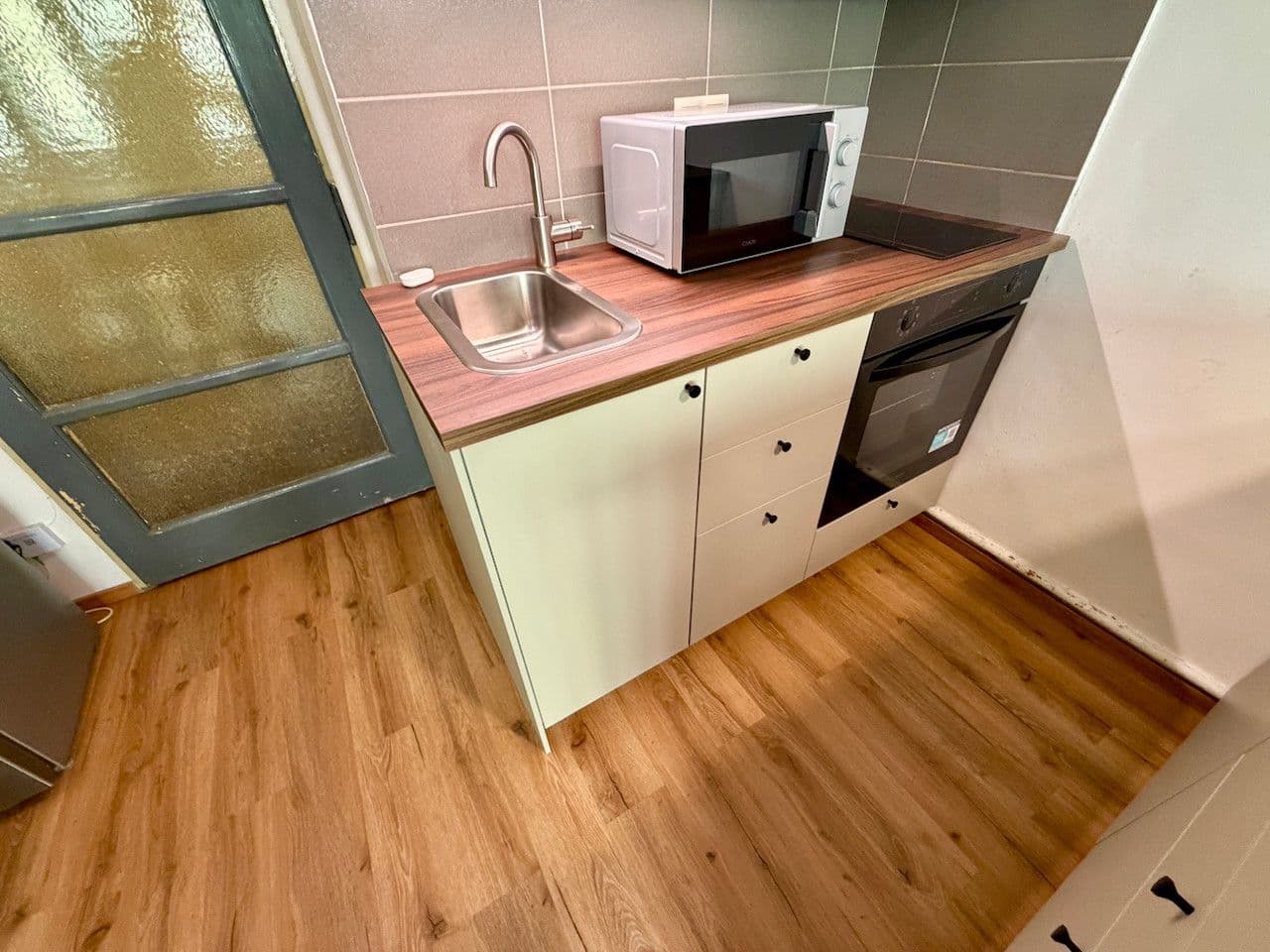 Pronájem bytu 1+kk 28 m², Na lepším, Praha, Praha Pronájem bytu 1+kk 28 m², Na lepším, Praha, Praha