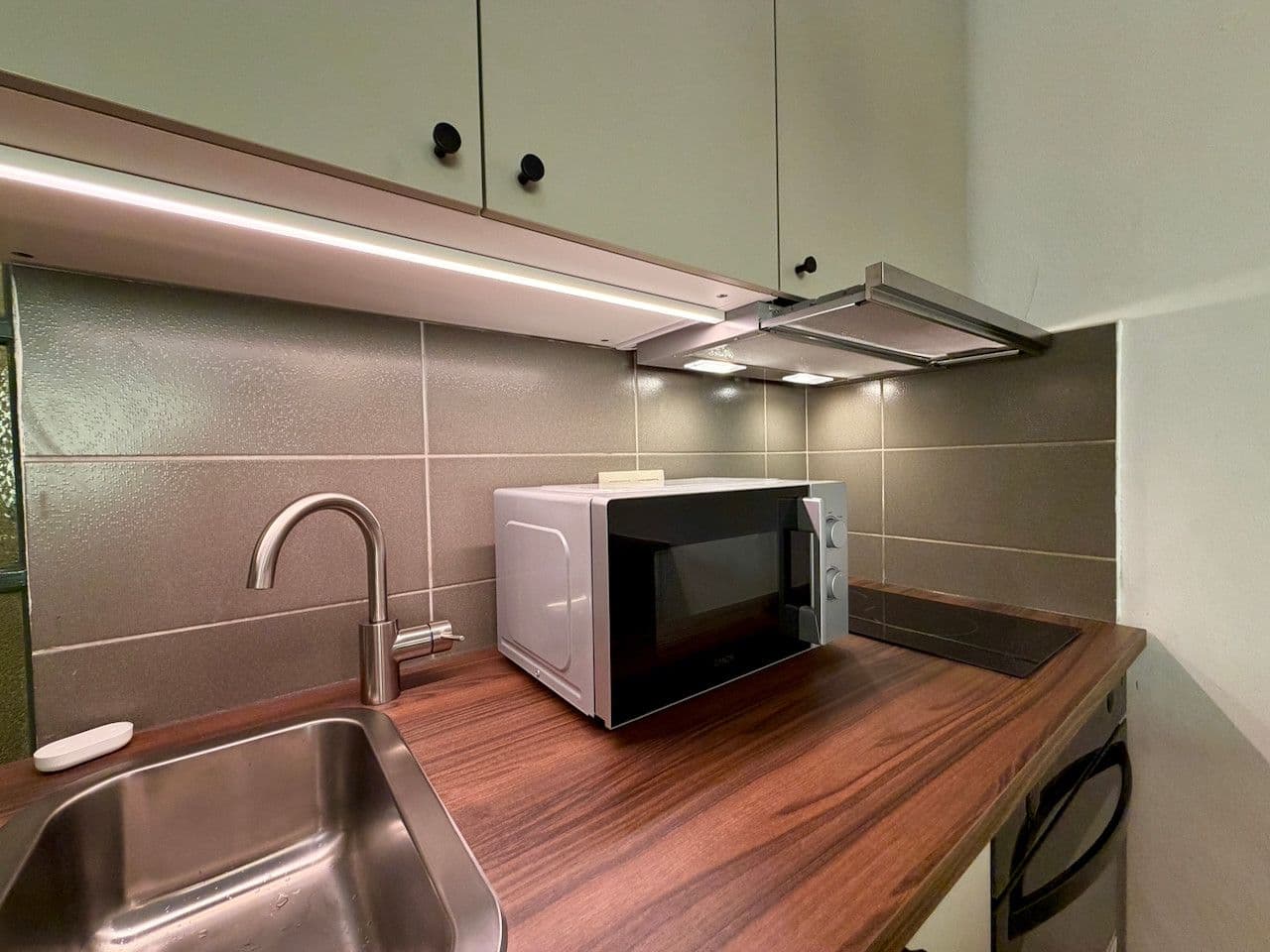 Pronájem bytu 1+kk 28 m², Na lepším, Praha, Praha Pronájem bytu 1+kk 28 m², Na lepším, Praha, Praha