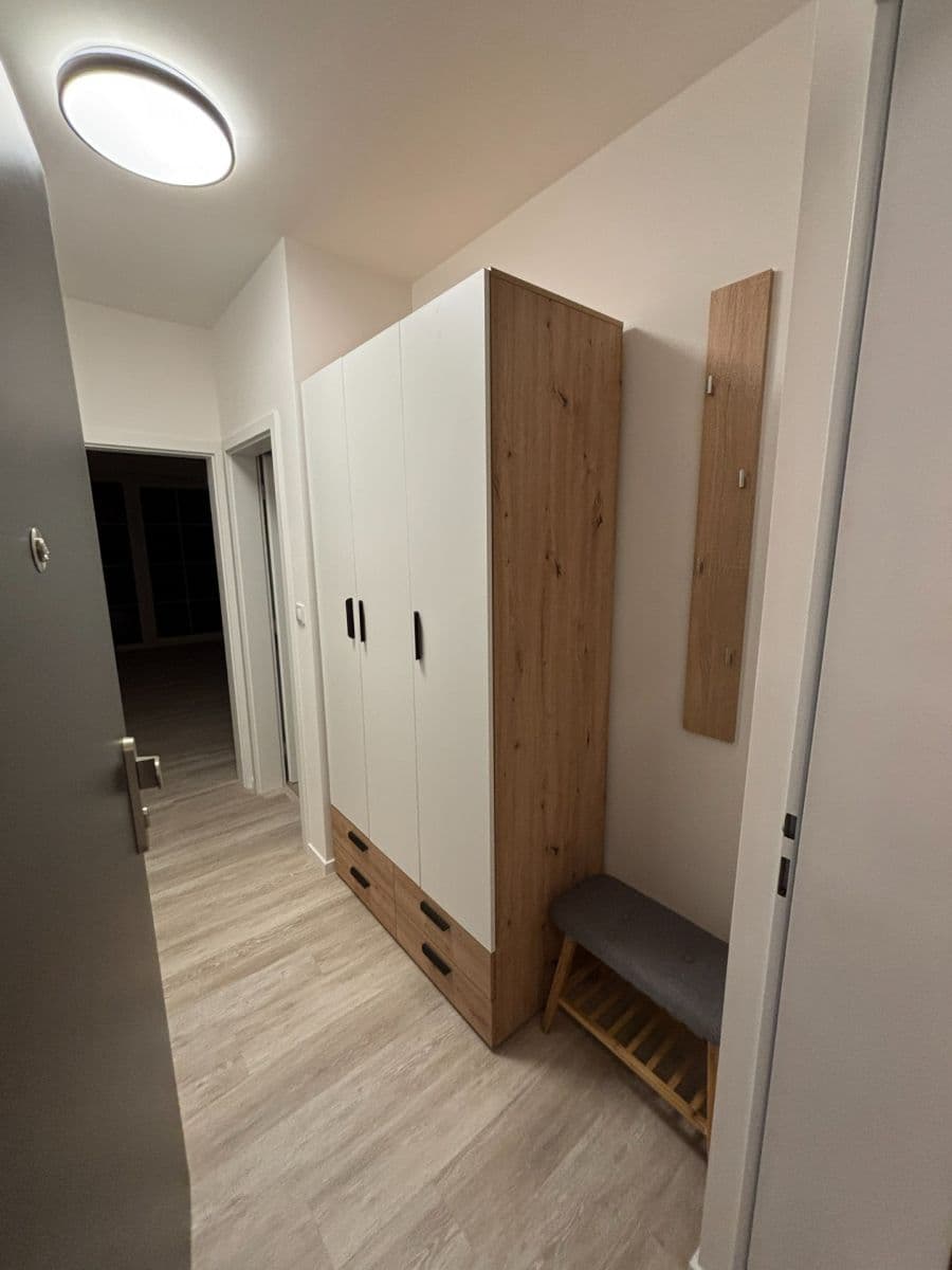 Pronájem bytu 1+kk 28 m², Mladoboleslavská, Praha, Praha Pronájem bytu 1+kk 28 m², Mladoboleslavská, Praha, Praha
