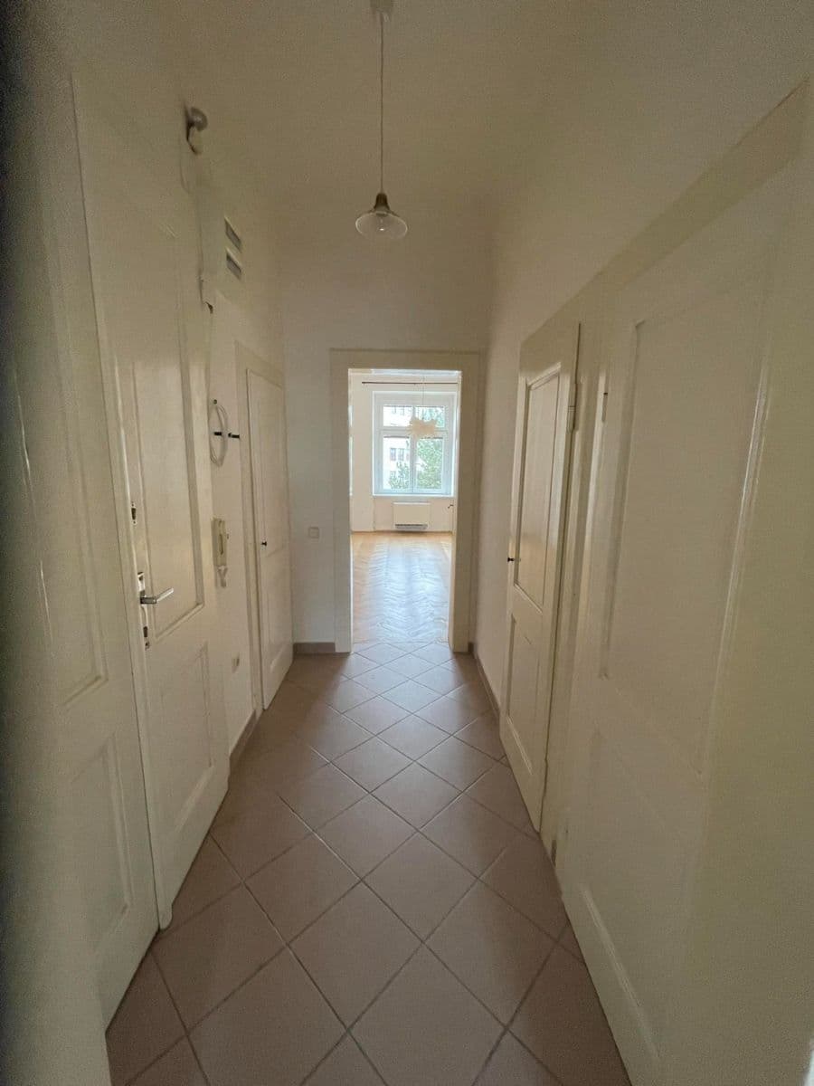 Pronájem bytu 2+kk 47 m², Chlumčanského, Praha, Praha Pronájem bytu 2+kk 47 m², Chlumčanského, Praha, Praha