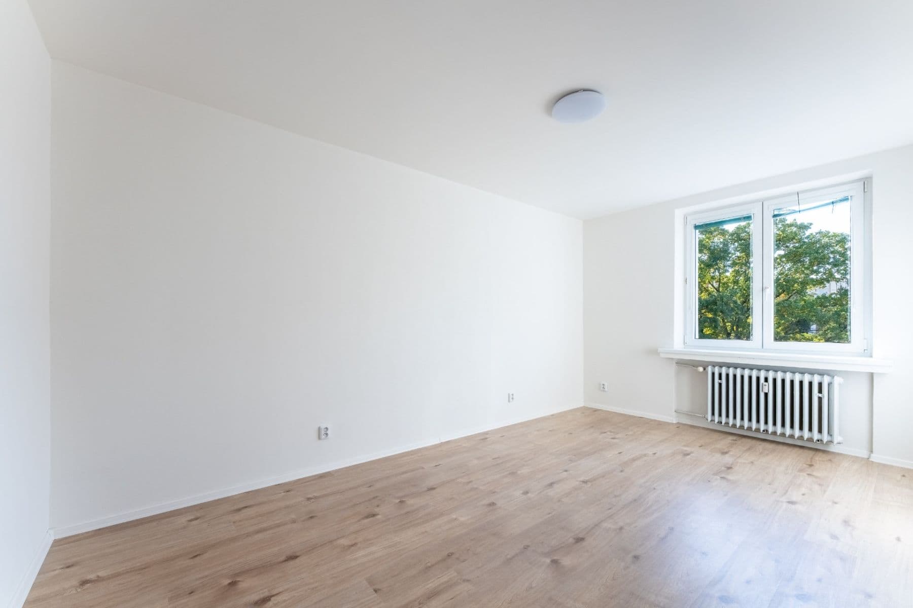 Prodej bytu 4+kk 66 m², Spojovací, Praha, Praha Prodej bytu 4+kk 66 m², Spojovací, Praha, Praha