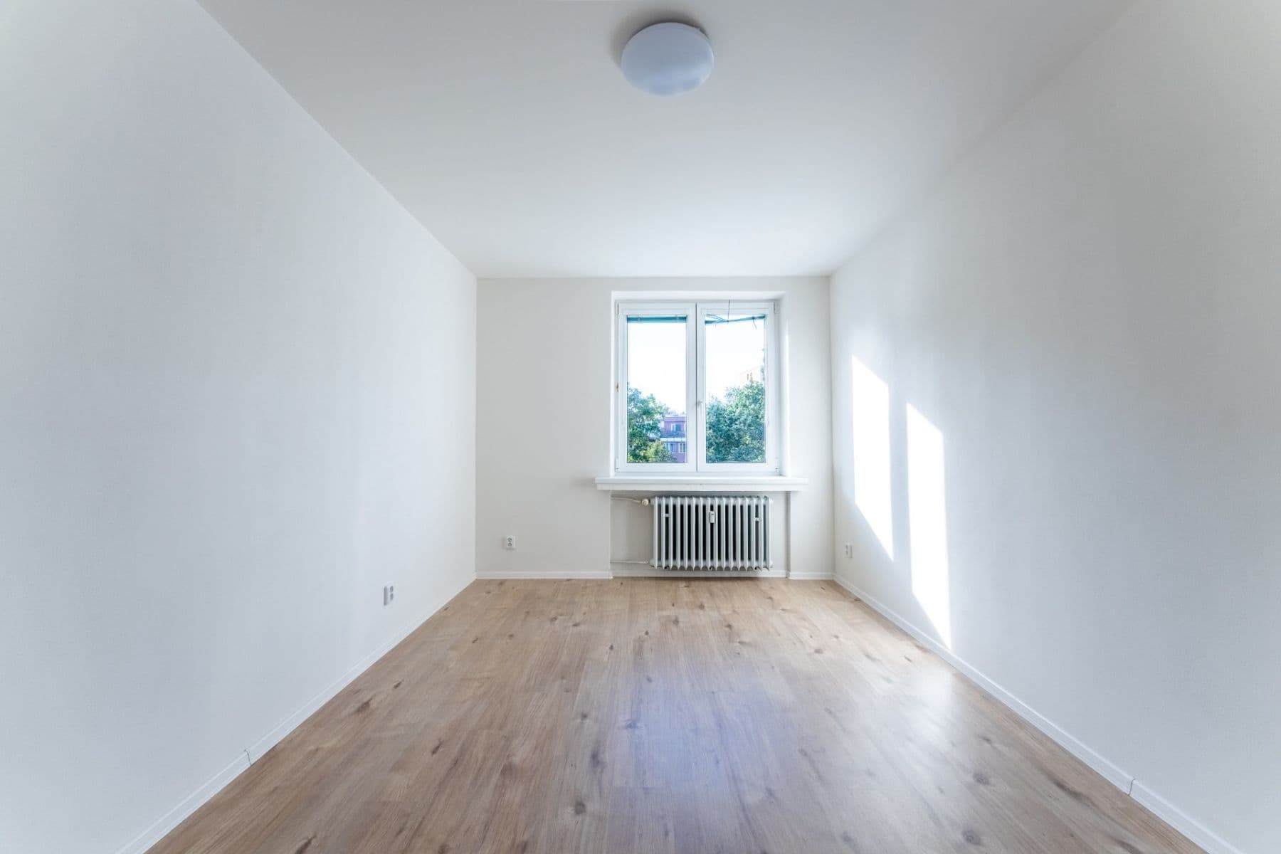 Prodej bytu 4+kk 66 m², Spojovací, Praha, Praha Prodej bytu 4+kk 66 m², Spojovací, Praha, Praha