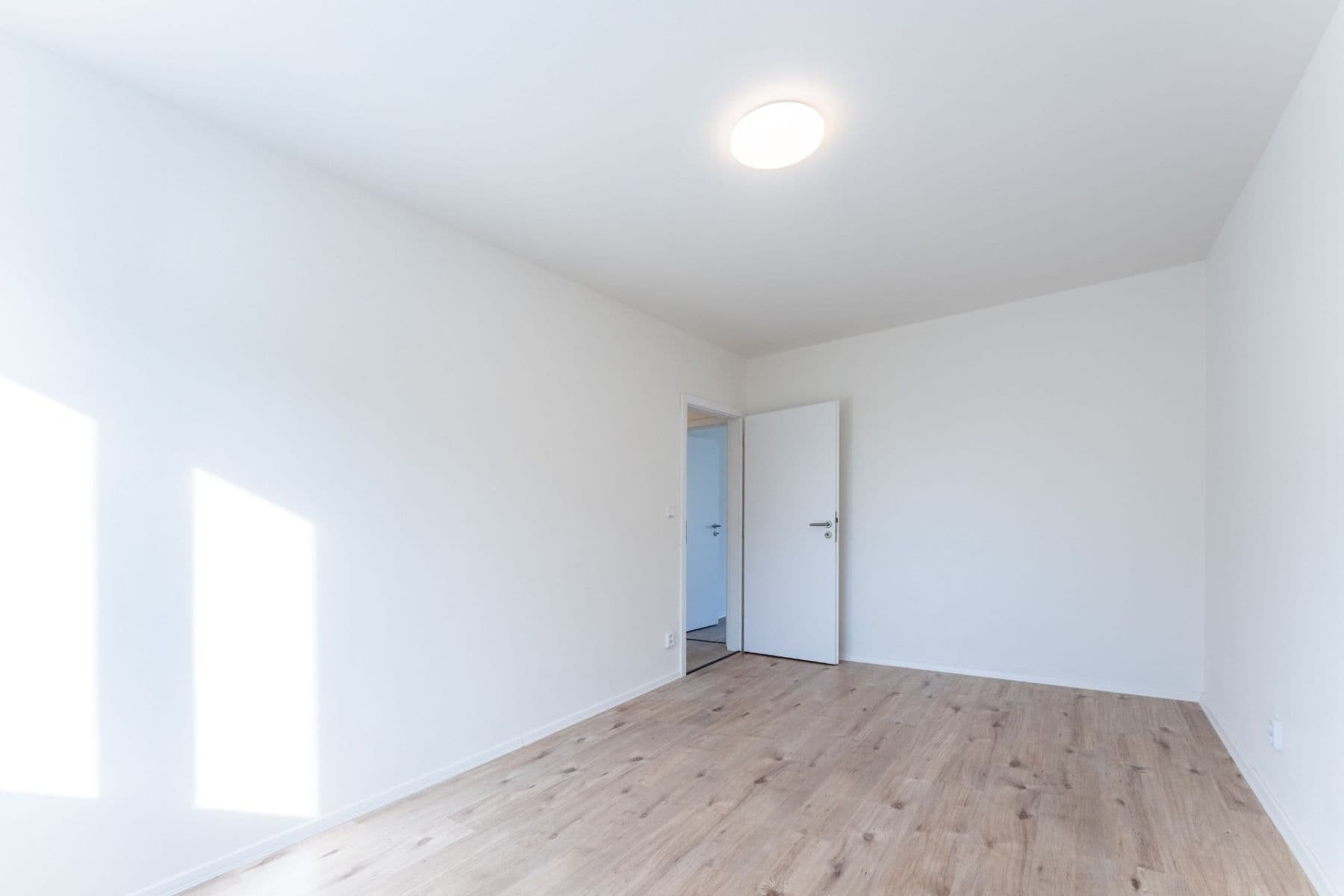 Prodej bytu 4+kk 66 m², Spojovací, Praha, Praha Prodej bytu 4+kk 66 m², Spojovací, Praha, Praha