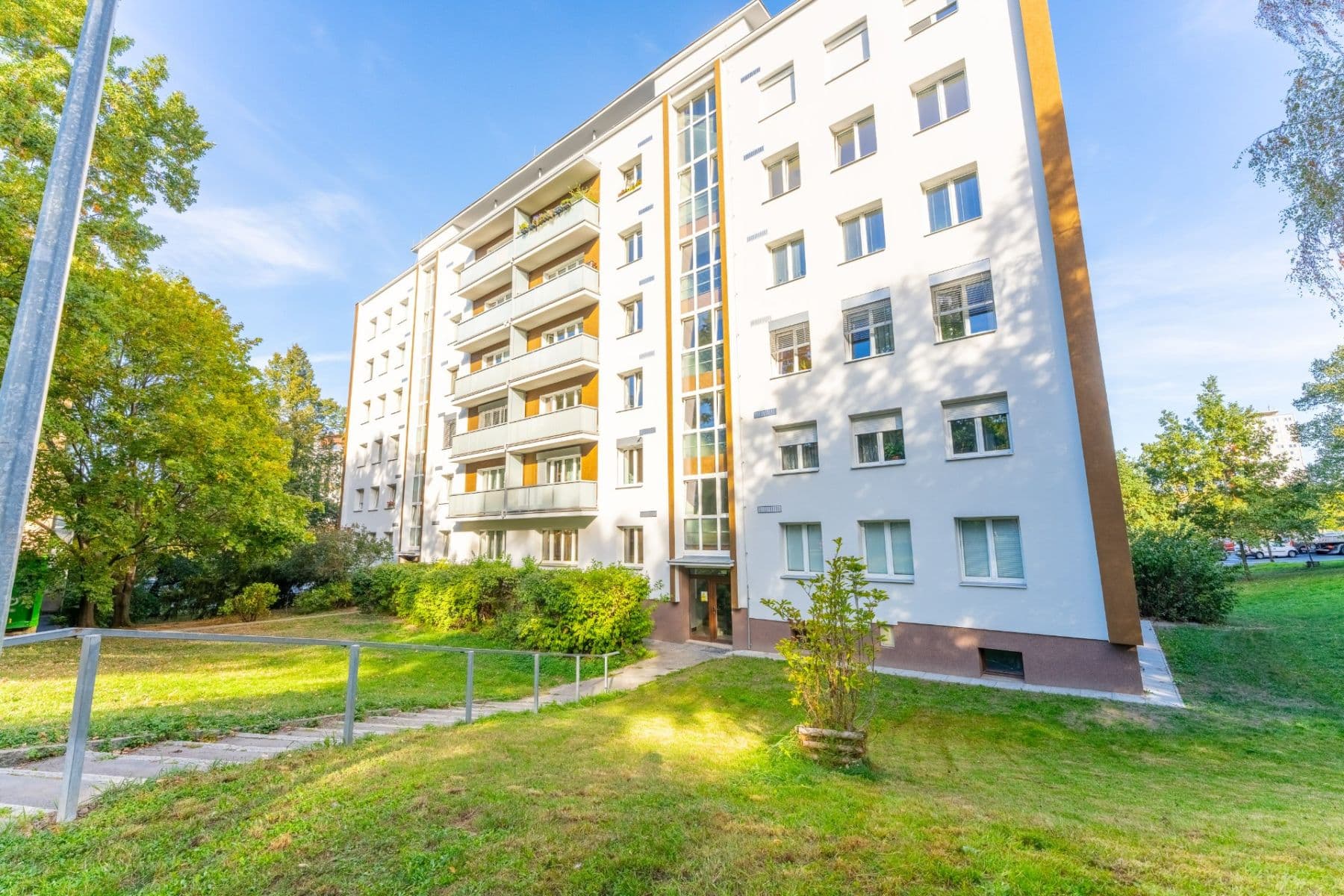 Prodej bytu 4+kk 66 m², Spojovací, Praha, Praha Prodej bytu 4+kk 66 m², Spojovací, Praha, Praha
