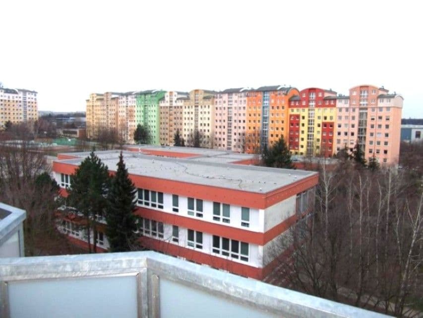 Pronájem bytu 3+1 70 m², Frýdecká, Praha, Praha Pronájem bytu 3+1 70 m², Frýdecká, Praha, Praha