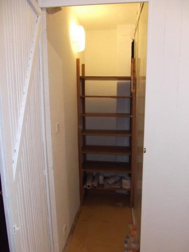 Pronájem bytu 3+1 70 m², Frýdecká, Praha, Praha Pronájem bytu 3+1 70 m², Frýdecká, Praha, Praha