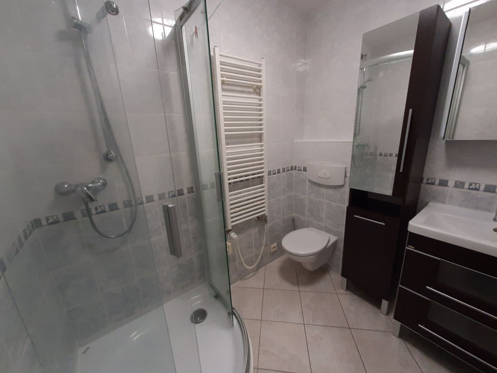 Pronájem bytu 2+1 70 m², Věštínská, Praha, Praha Pronájem bytu 2+1 70 m², Věštínská, Praha, Praha