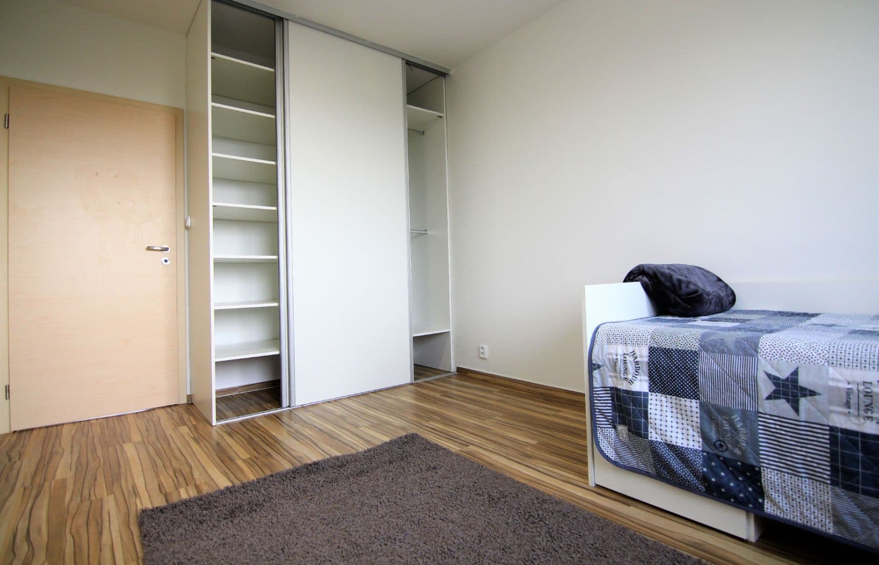 Pronájem bytu 2+1 60 m², Brandlova, Hodonín, Jihomoravský kraj Pronájem bytu 2+1 60 m², Brandlova, Hodonín, Jihomoravský kraj
