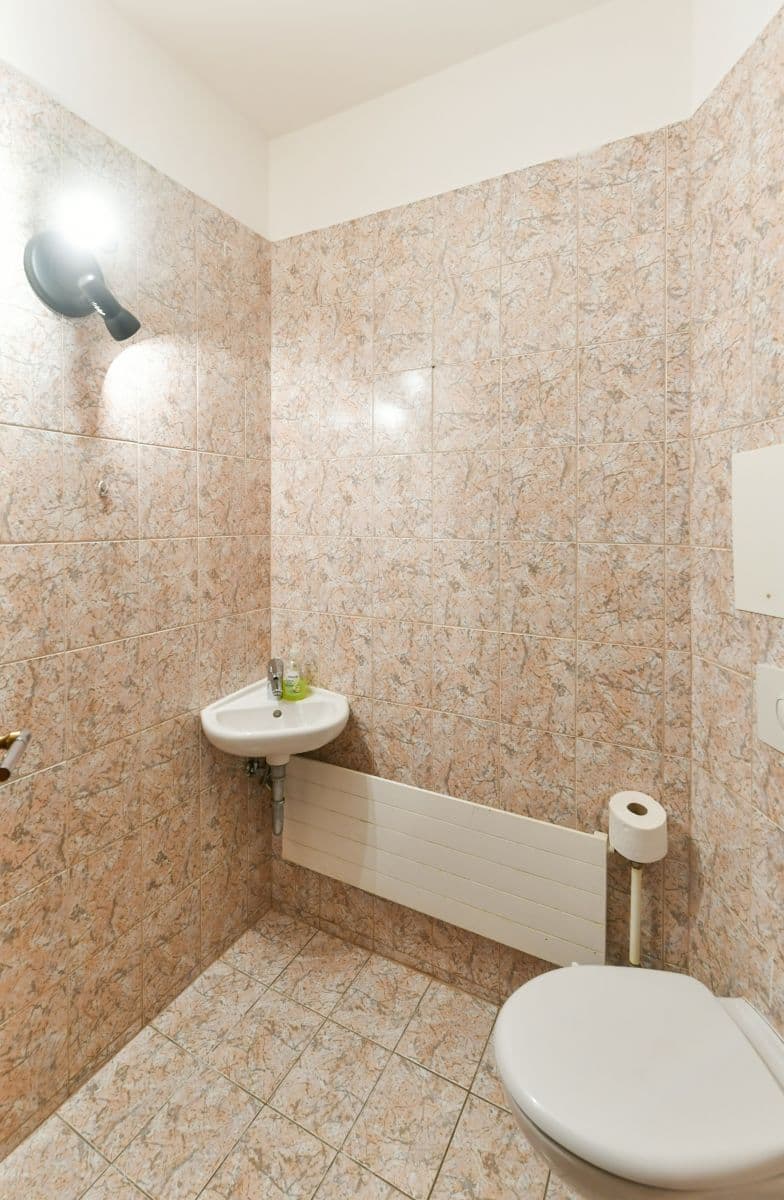 Pronájem bytu 88 m², Husova, Praha, Praha Pronájem bytu 88 m², Husova, Praha, Praha