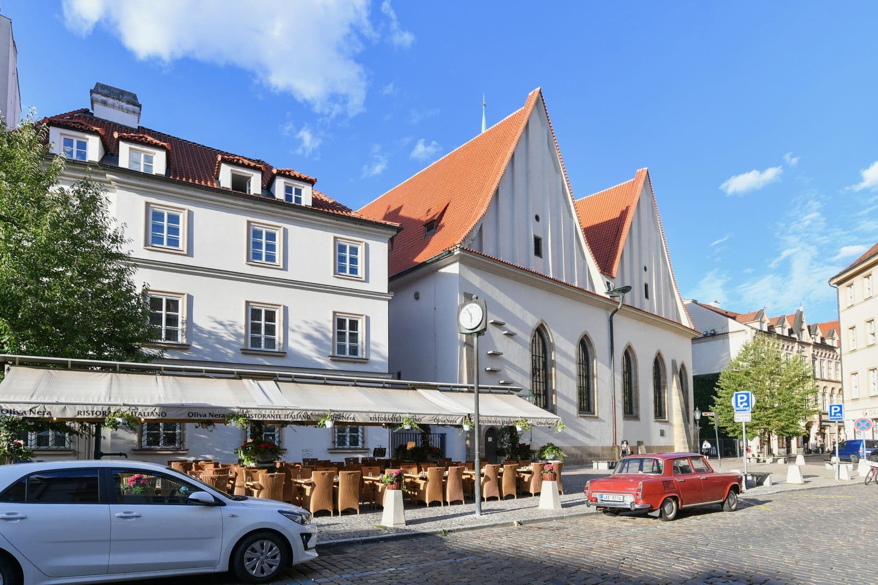 Pronájem bytu 88 m², Husova, Praha, Praha Pronájem bytu 88 m², Husova, Praha, Praha