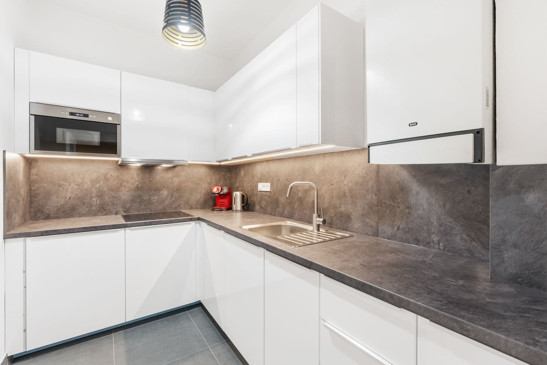 Pronájem bytu 59 m², Dělnická, Praha, Praha Pronájem bytu 59 m², Dělnická, Praha, Praha