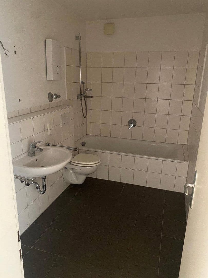 Prodej bytu 3+1 71 m², Moselstrasse 1-3, Mainz, Porýní-Falc Prodej bytu 3+1 71 m², Moselstrasse 1-3, Mainz, Porýní-Falc