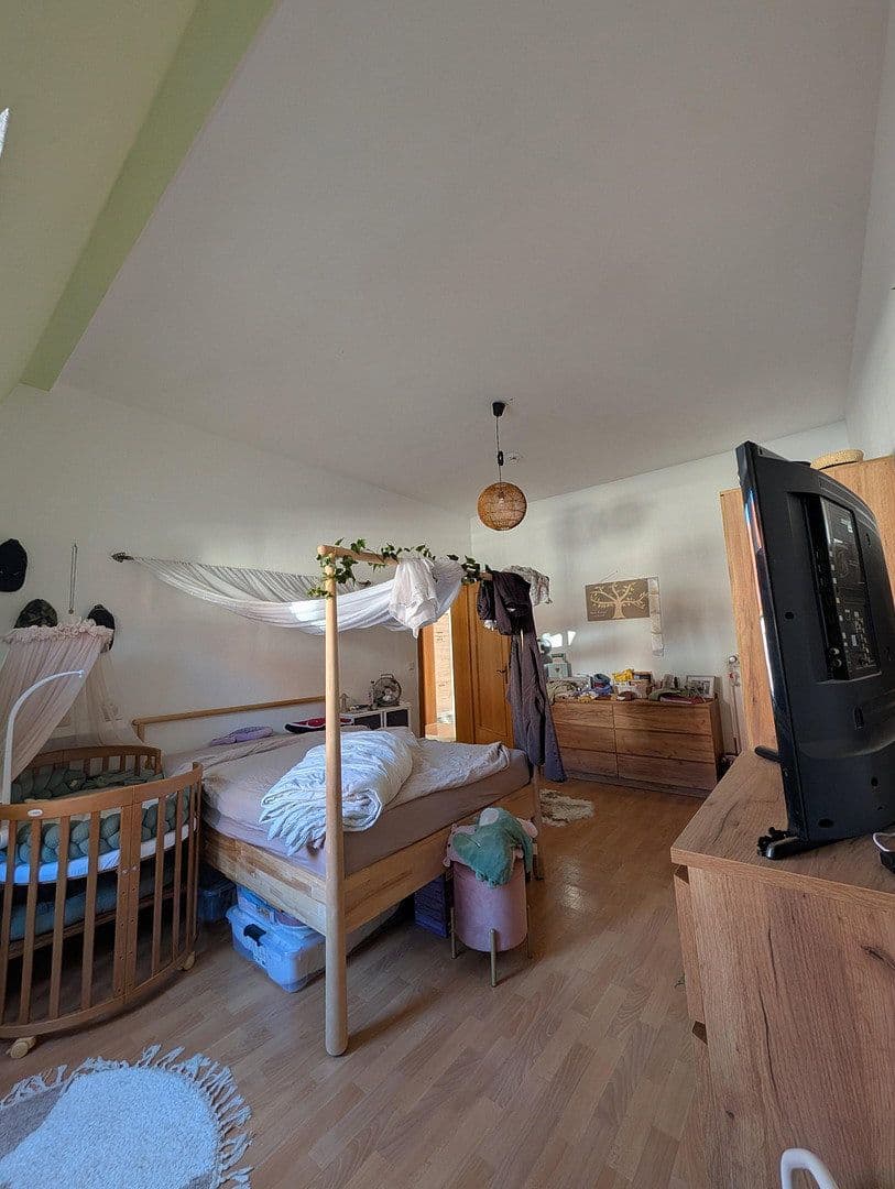 Pronájem bytu 2+1 83 m², Rosemannstraße 13, Osnabrück, Dolní Sasko Pronájem bytu 2+1 83 m², Rosemannstraße 13, Osnabrück, Dolní Sasko