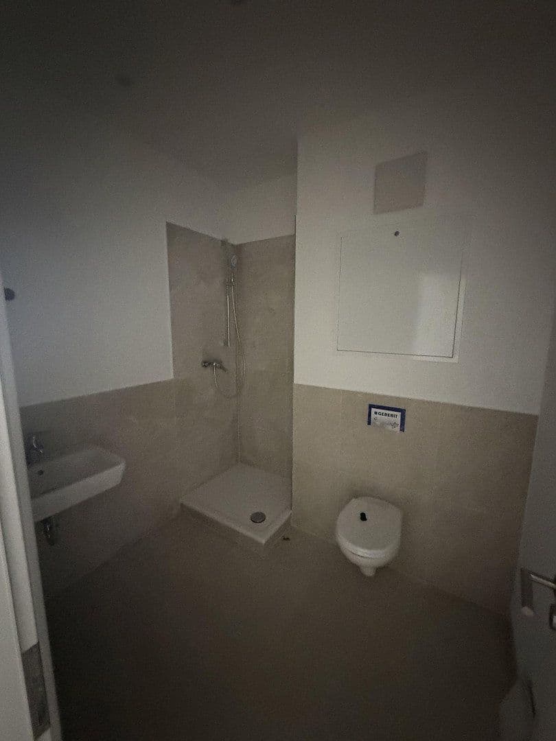 Pronájem bytu 2+1 41 m², Rieckestraße 26, Stuttgart, Bádensko-Württembersko Pronájem bytu 2+1 41 m², Rieckestraße 26, Stuttgart, Bádensko-Württembersko