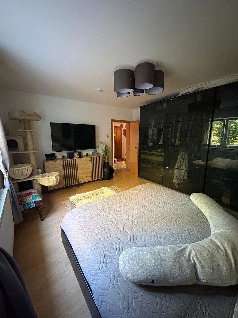 Pronájem bytu 3+1 90 m², Neunkirchen-Seelscheid, Severní Porýní-Vestfálsko Pronájem bytu 3+1 90 m², Neunkirchen-Seelscheid, Severní Porýní-Vestfálsko