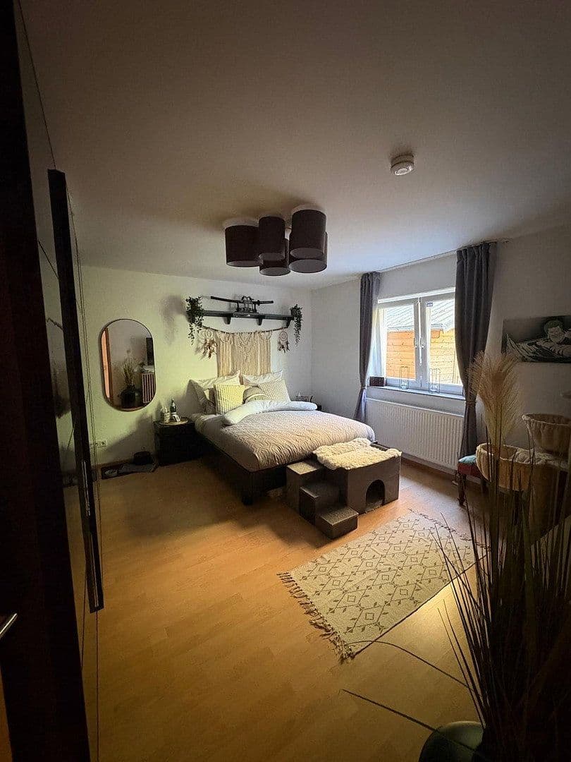 Pronájem bytu 3+1 90 m², Neunkirchen-Seelscheid, Severní Porýní-Vestfálsko Pronájem bytu 3+1 90 m², Neunkirchen-Seelscheid, Severní Porýní-Vestfálsko