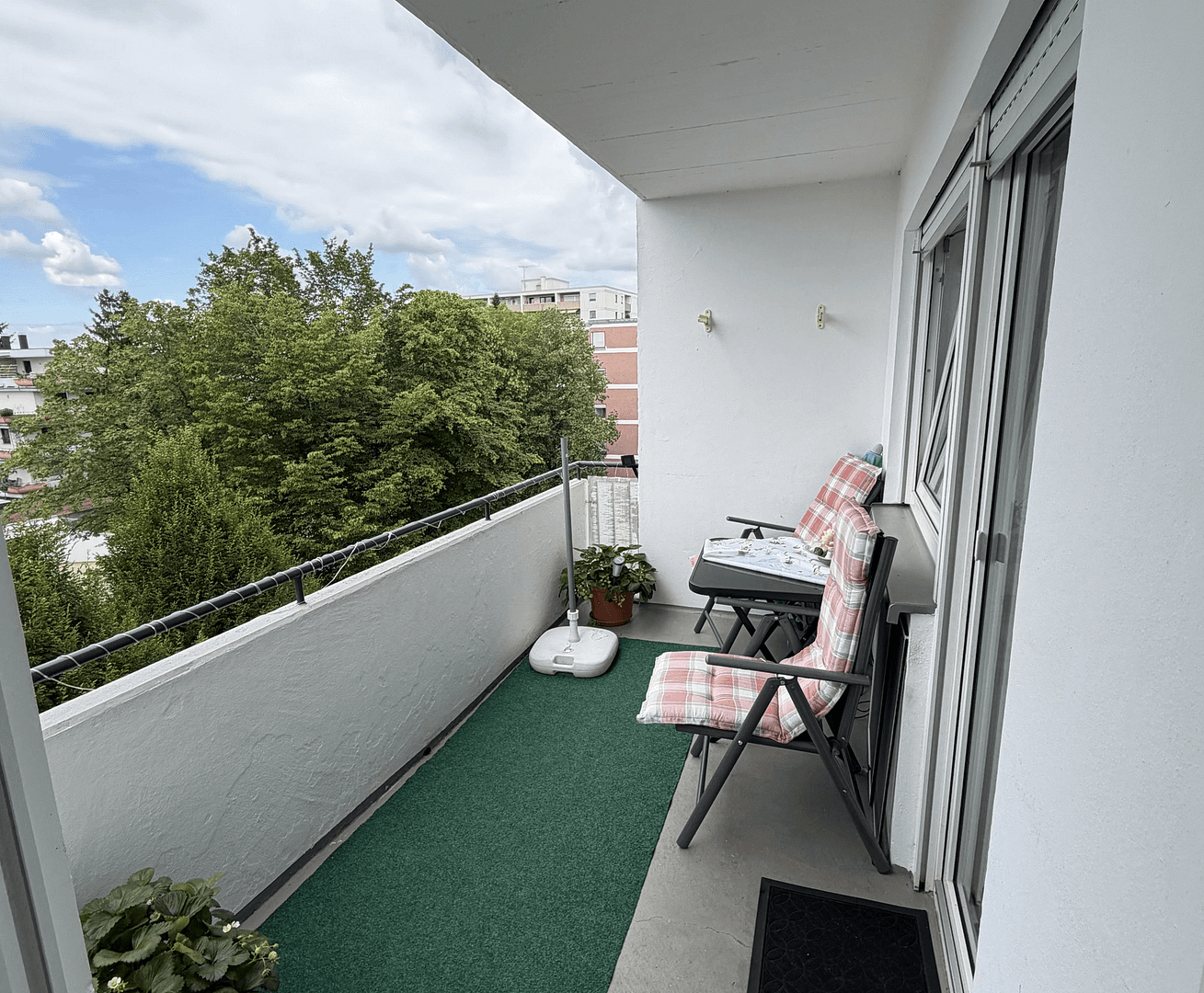 Prodej bytu 4+kk 97 m², Schillerstraße 6, Dillingen an der Donau, Bavorsko Prodej bytu 4+kk 97 m², Schillerstraße 6, Dillingen an der Donau, Bavorsko
