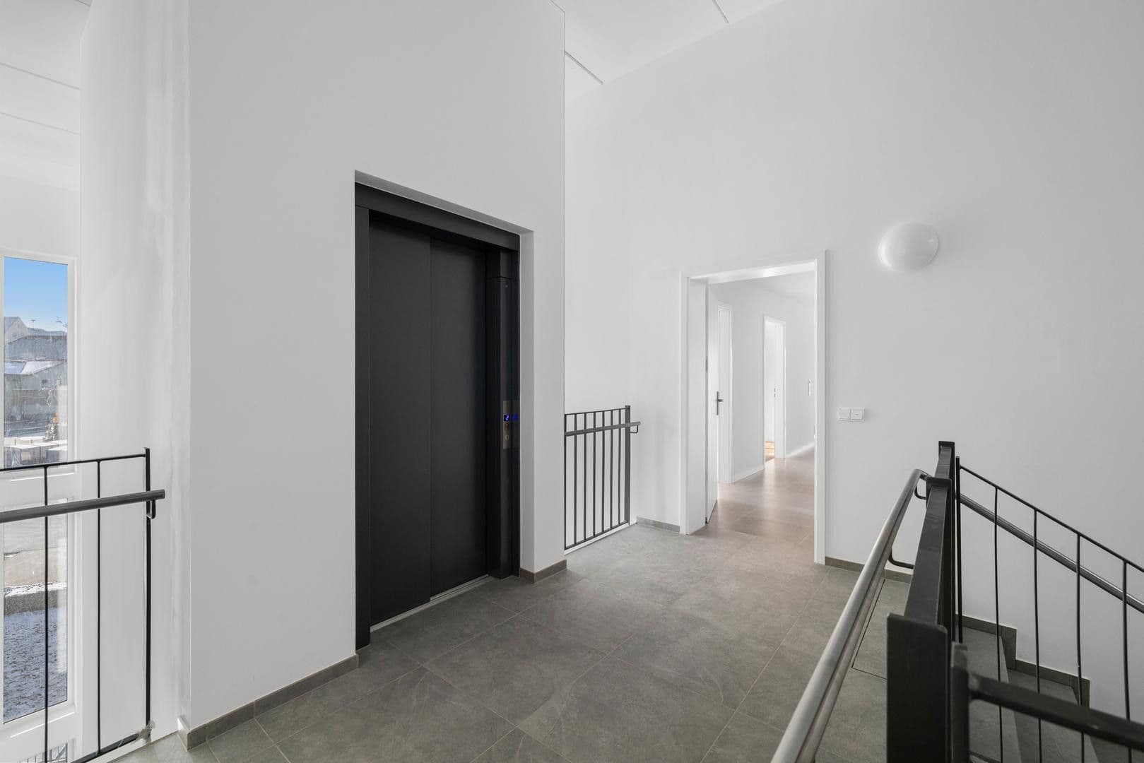 Prodej bytu 3+1 83 m², Hauptstr. 3, Ried, Bavorsko Prodej bytu 3+1 83 m², Hauptstr. 3, Ried, Bavorsko